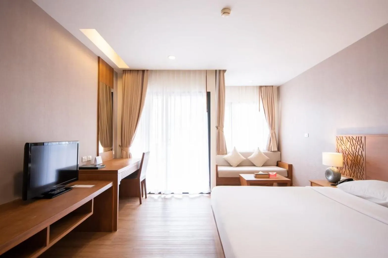 Super Deluxe Double Room in Areca Lodge