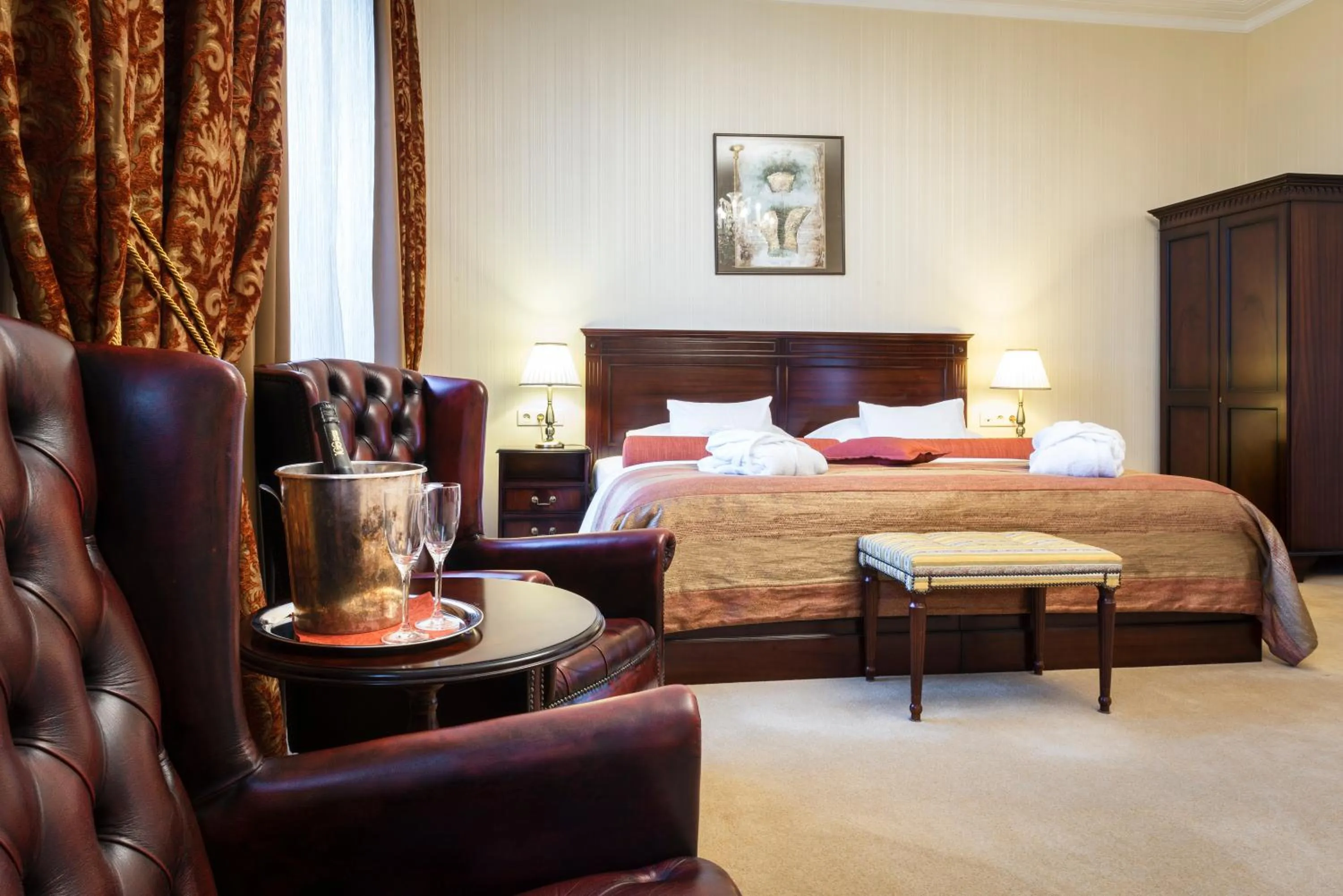 Premier Suite with River View in Hotel Devín