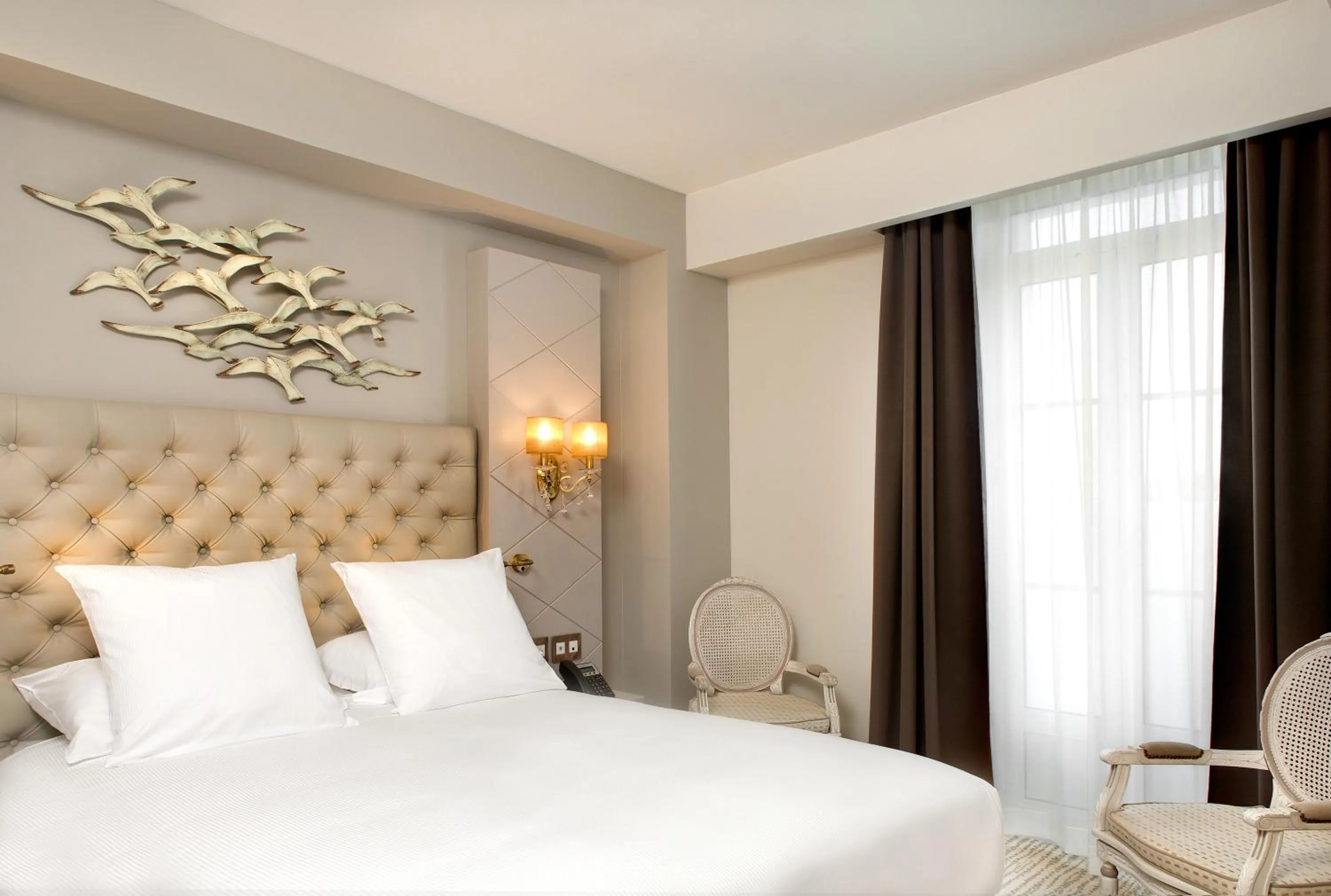 Classic Double Room with Balcony in Grand Hotel Des Sablettes Plage, Curio Collection By Hilton