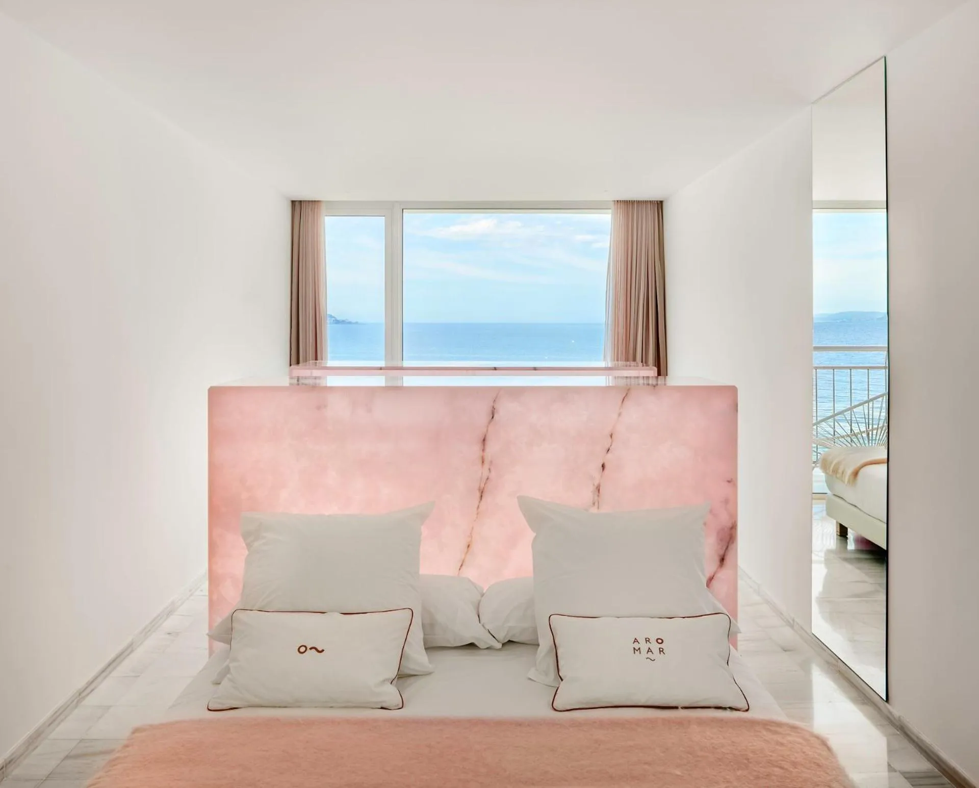 Junior Suite with Sea View in Hotel Aromar