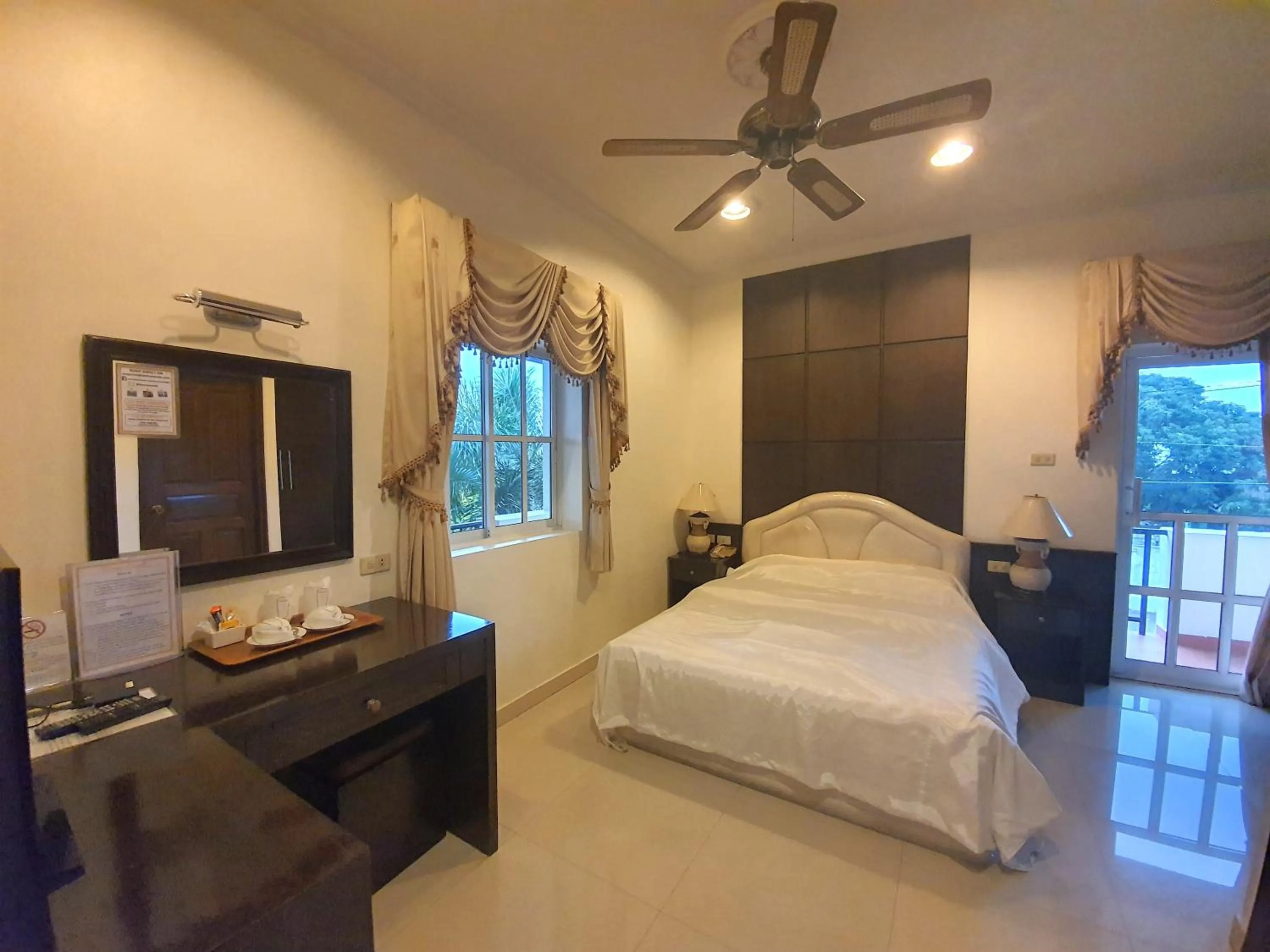 Superior Double Room in Serene Sands