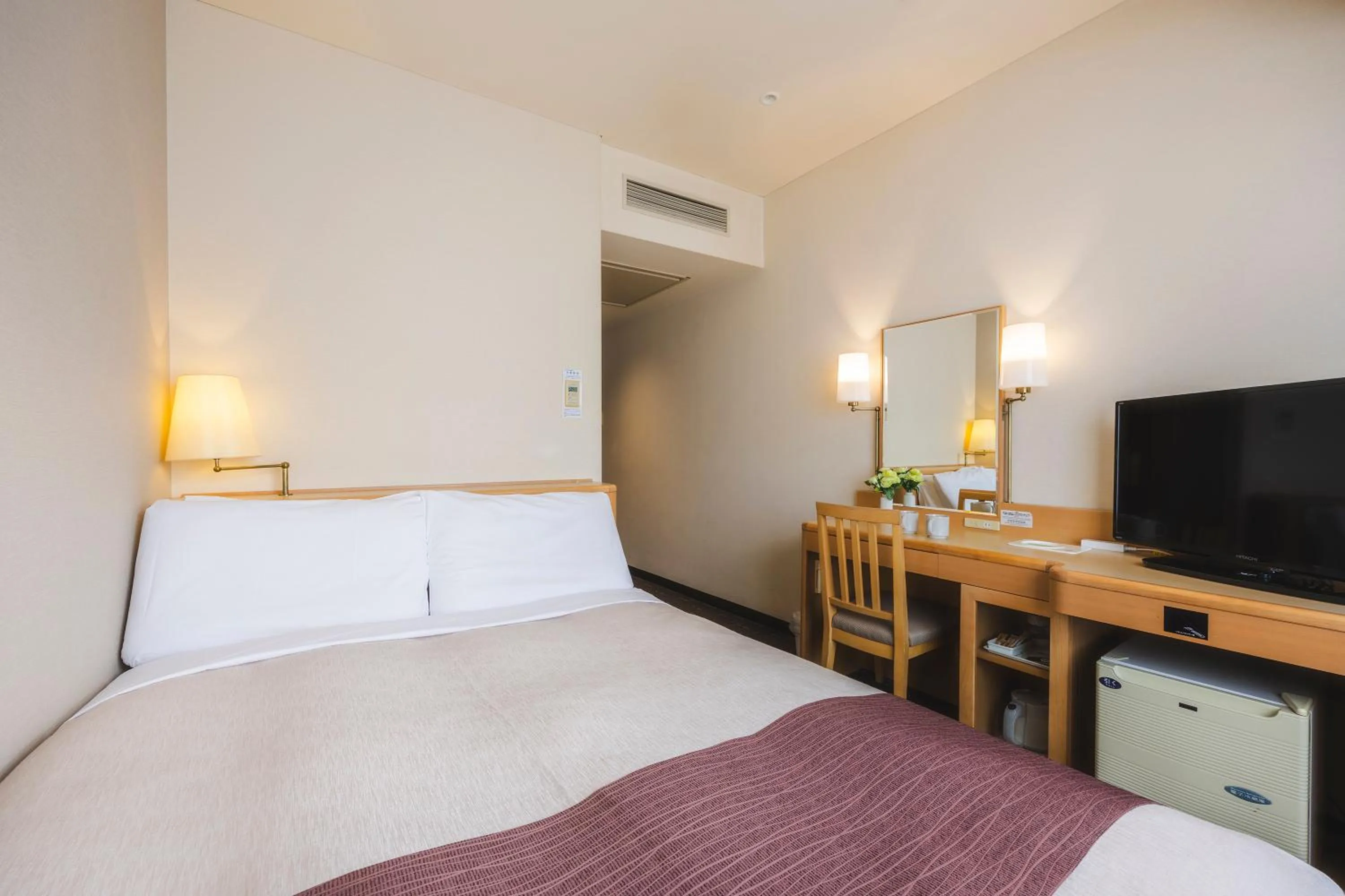 Standard Double Room - Non-Smoking in Tokyo Bay Ariake Washington Hotel