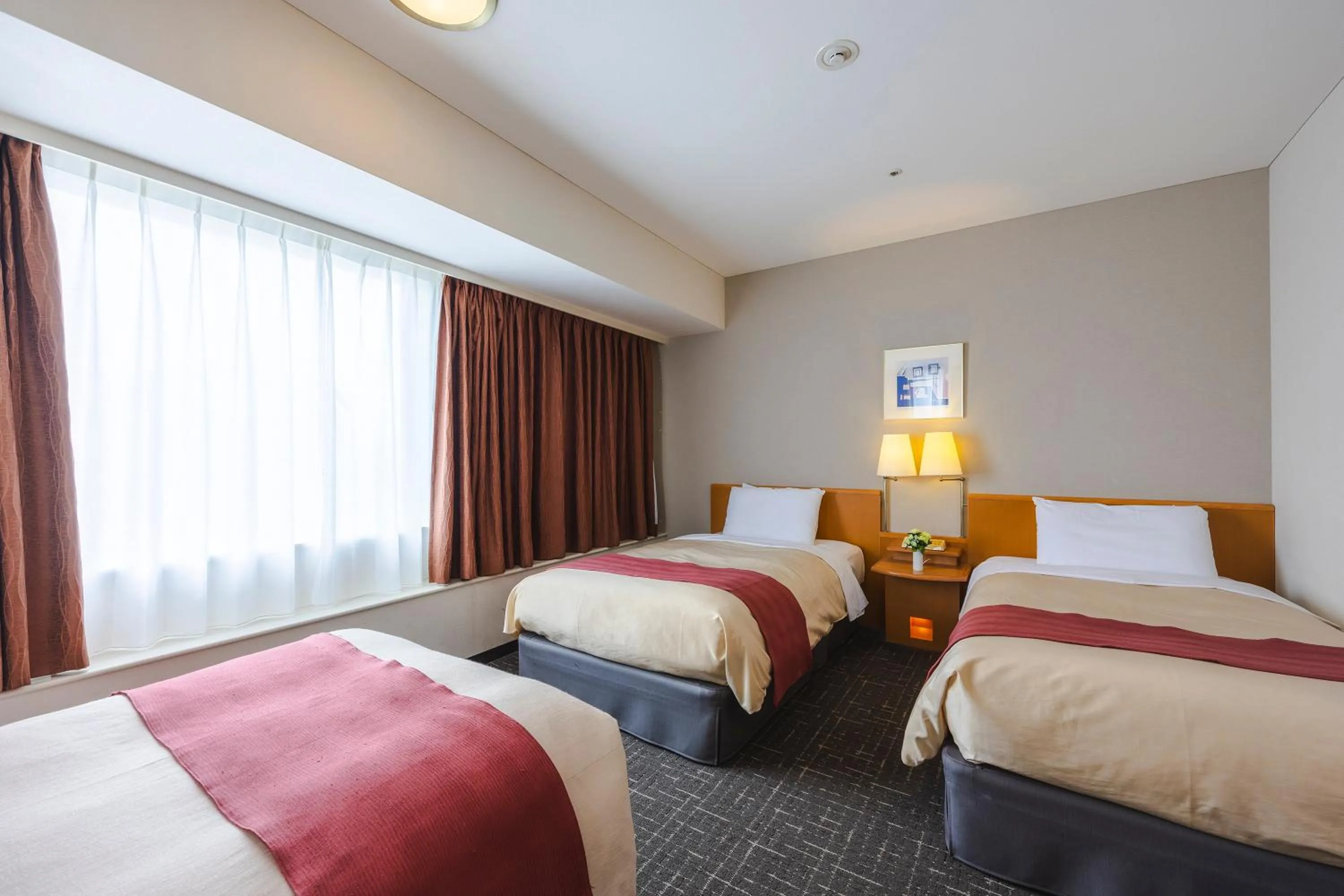 Standard Triple Room - Non-Smoking in Tokyo Bay Ariake Washington Hotel