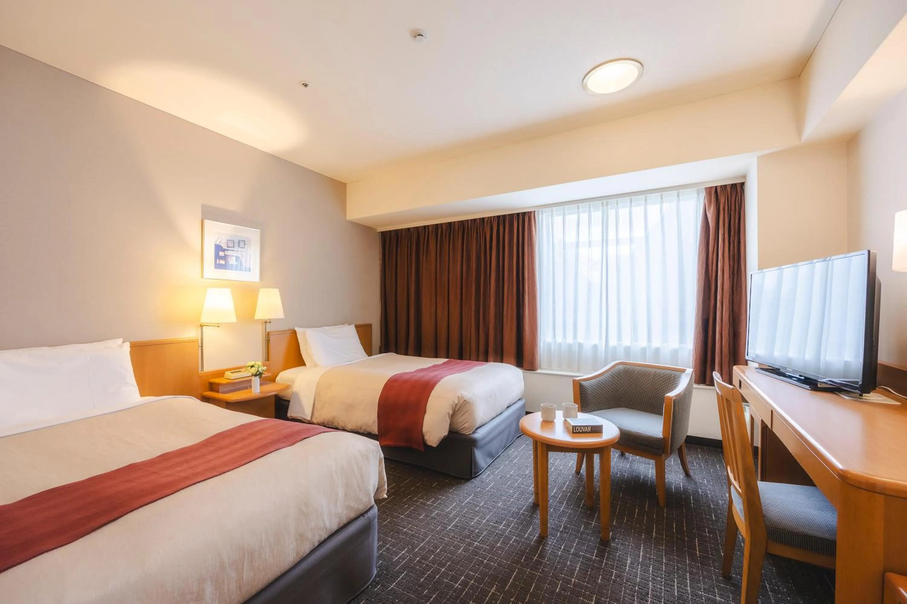 Standard Twin Room - Non-Smoking in Tokyo Bay Ariake Washington Hotel