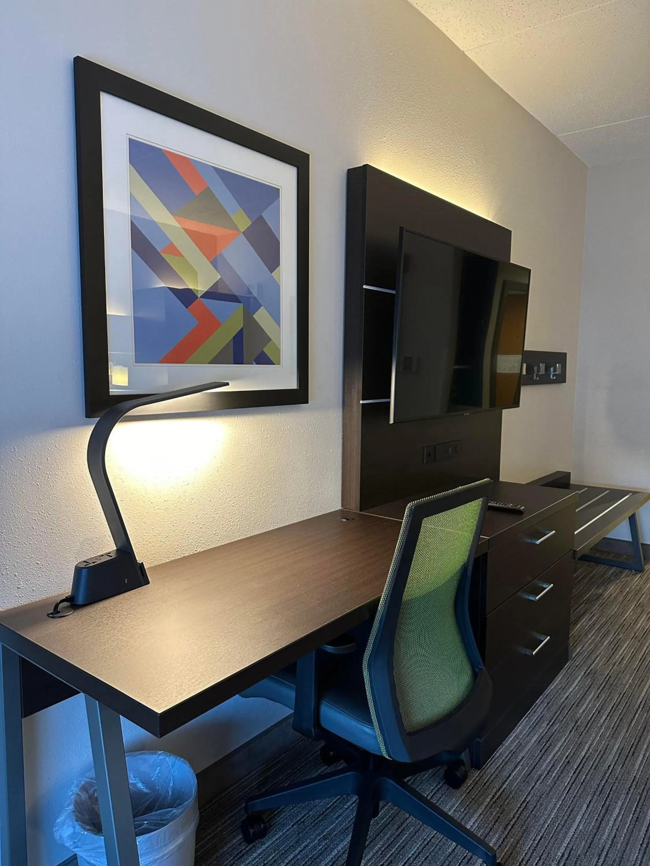 Standard King Room in Holiday Inn Express & Suites - Prospect Heights by IHG