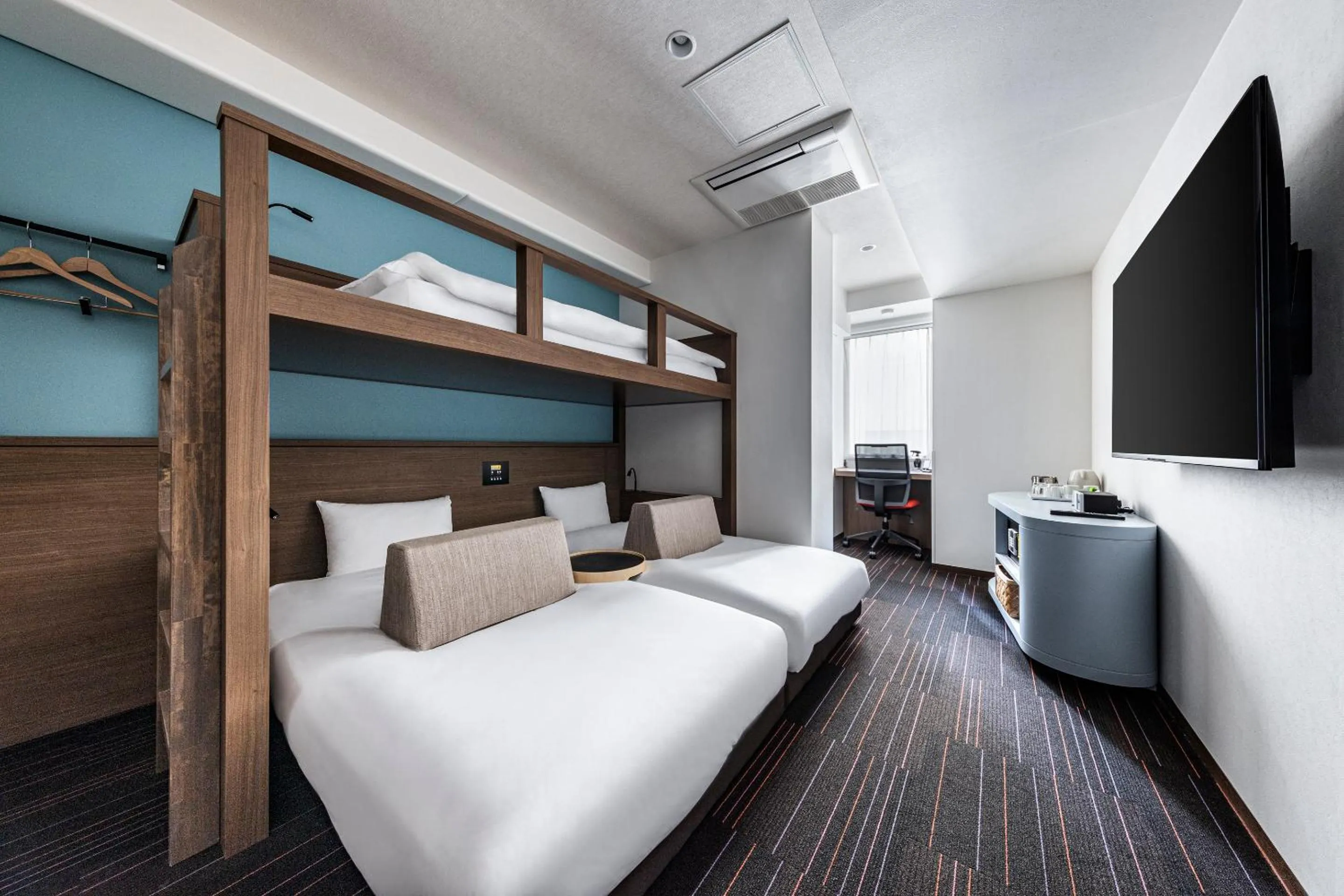 Bunk bed room (3 adults)  - Non-Smoking in the b shimbashi toranomon