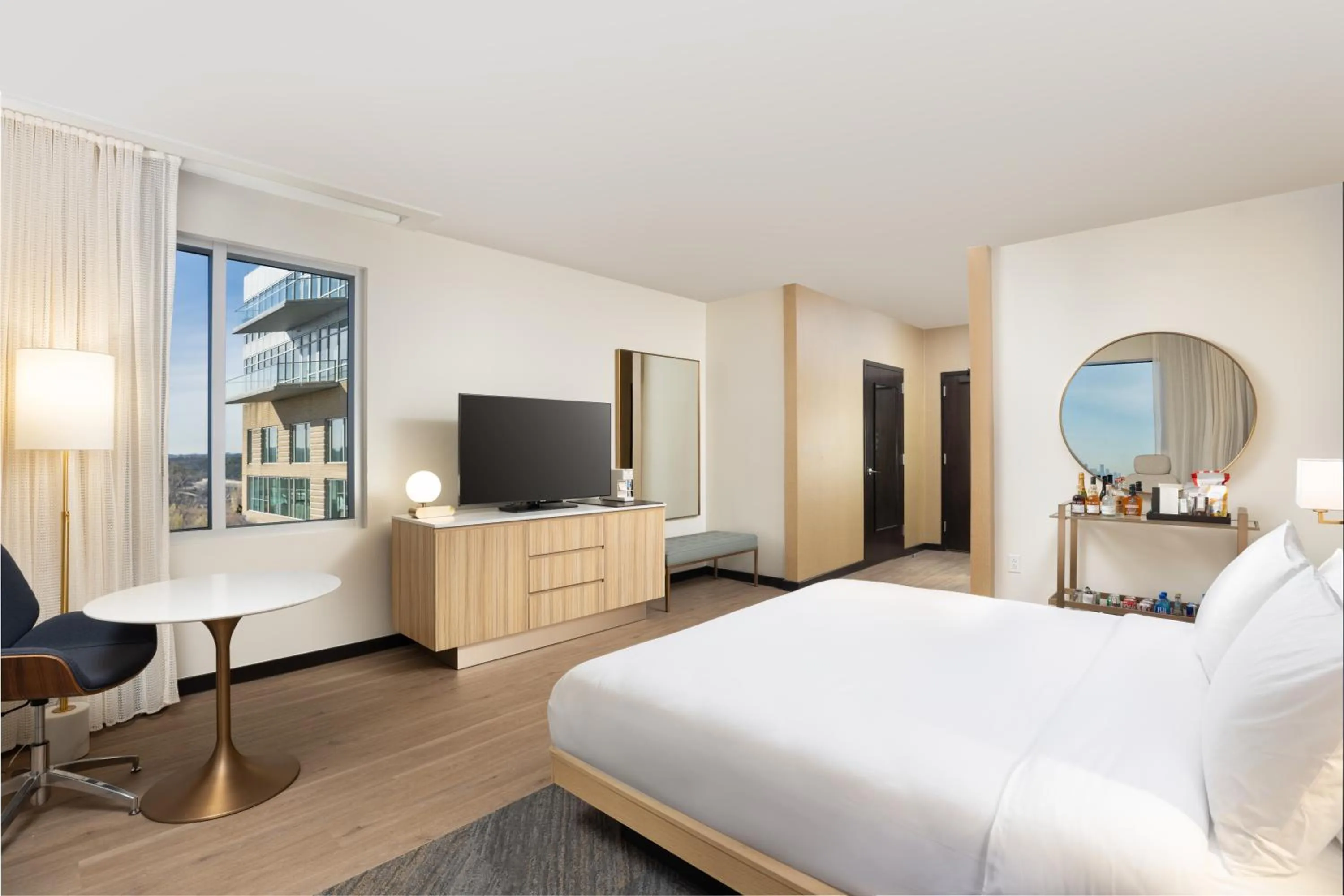 Deluxe King Accessible Room in The Moran CITYCENTRE