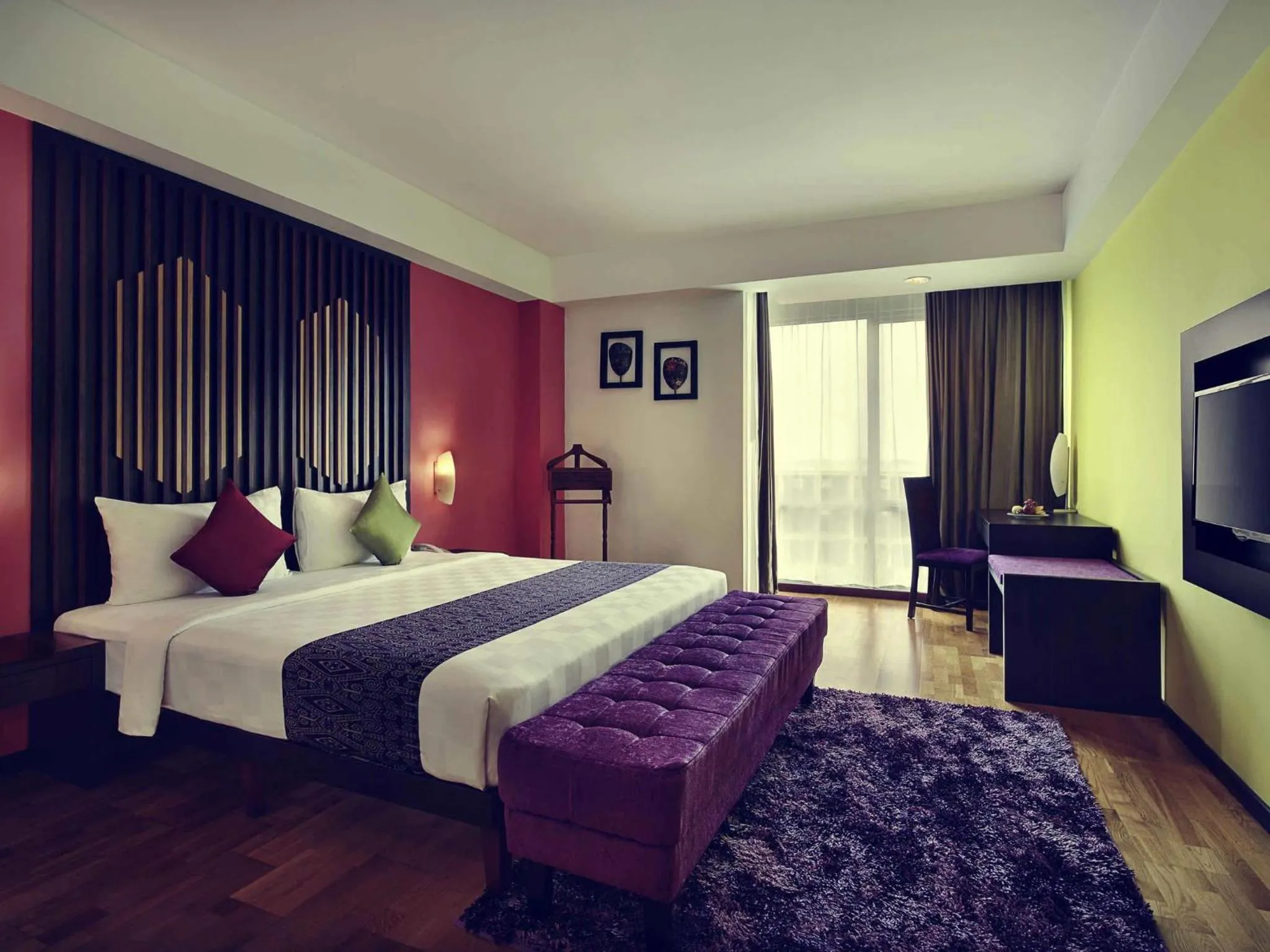 Deluxe Twin Room in Mercure Pontianak City Center