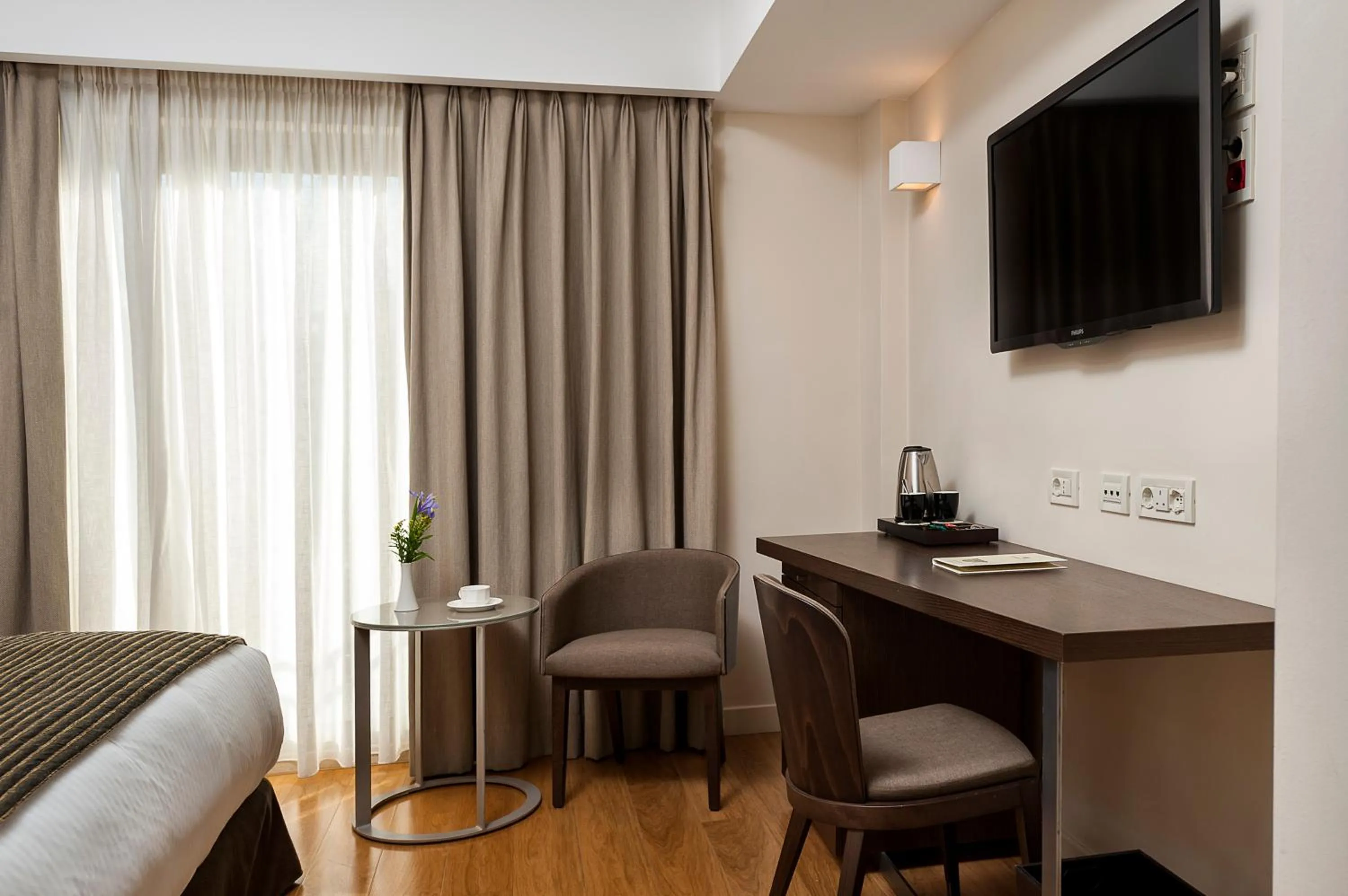 Standard Double or Twin Room in Samaria Hotel