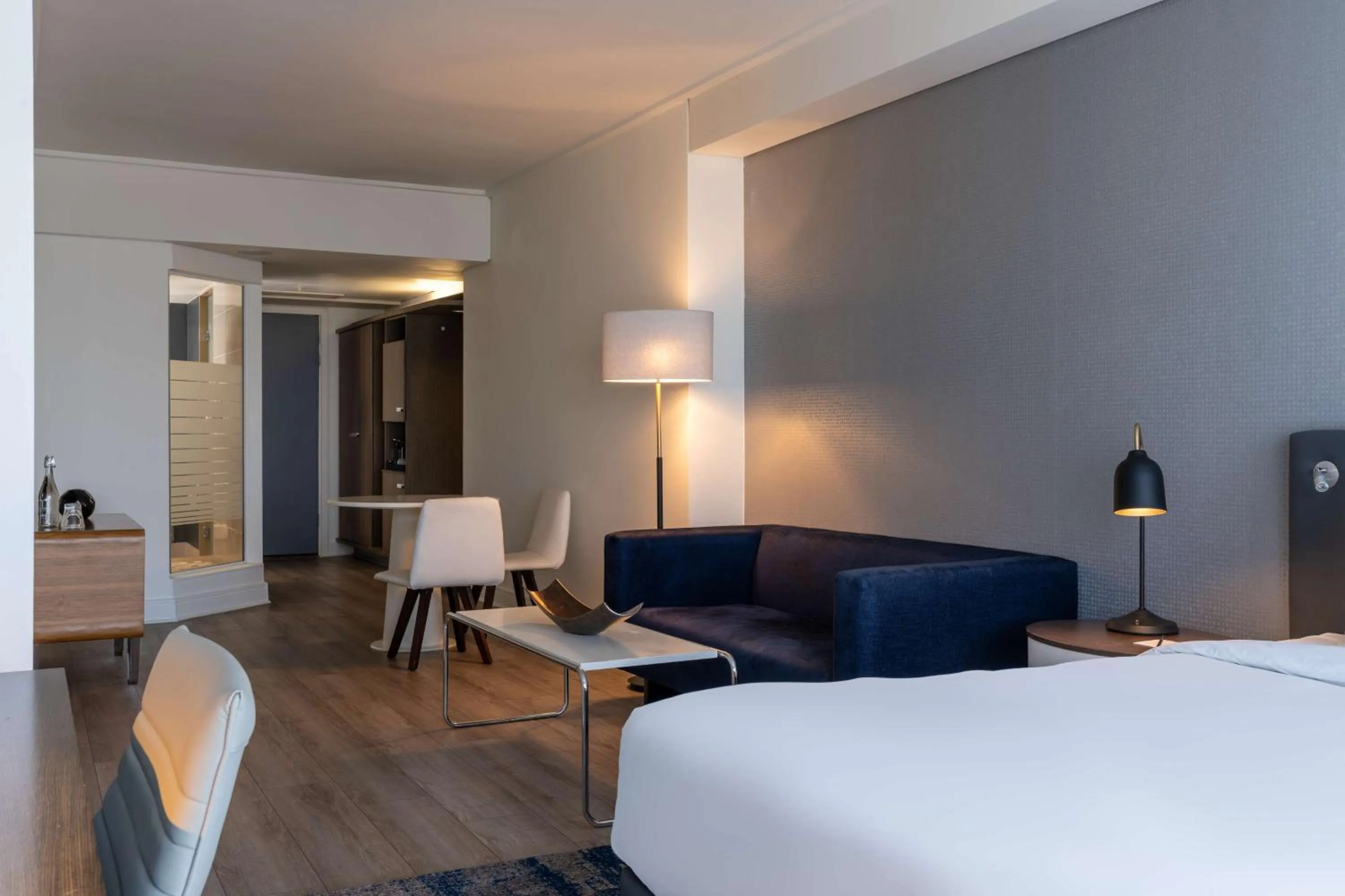 Junior Suite - Lounge Access in Radisson Blu Gautrain Hotel, Sandton Johannesburg