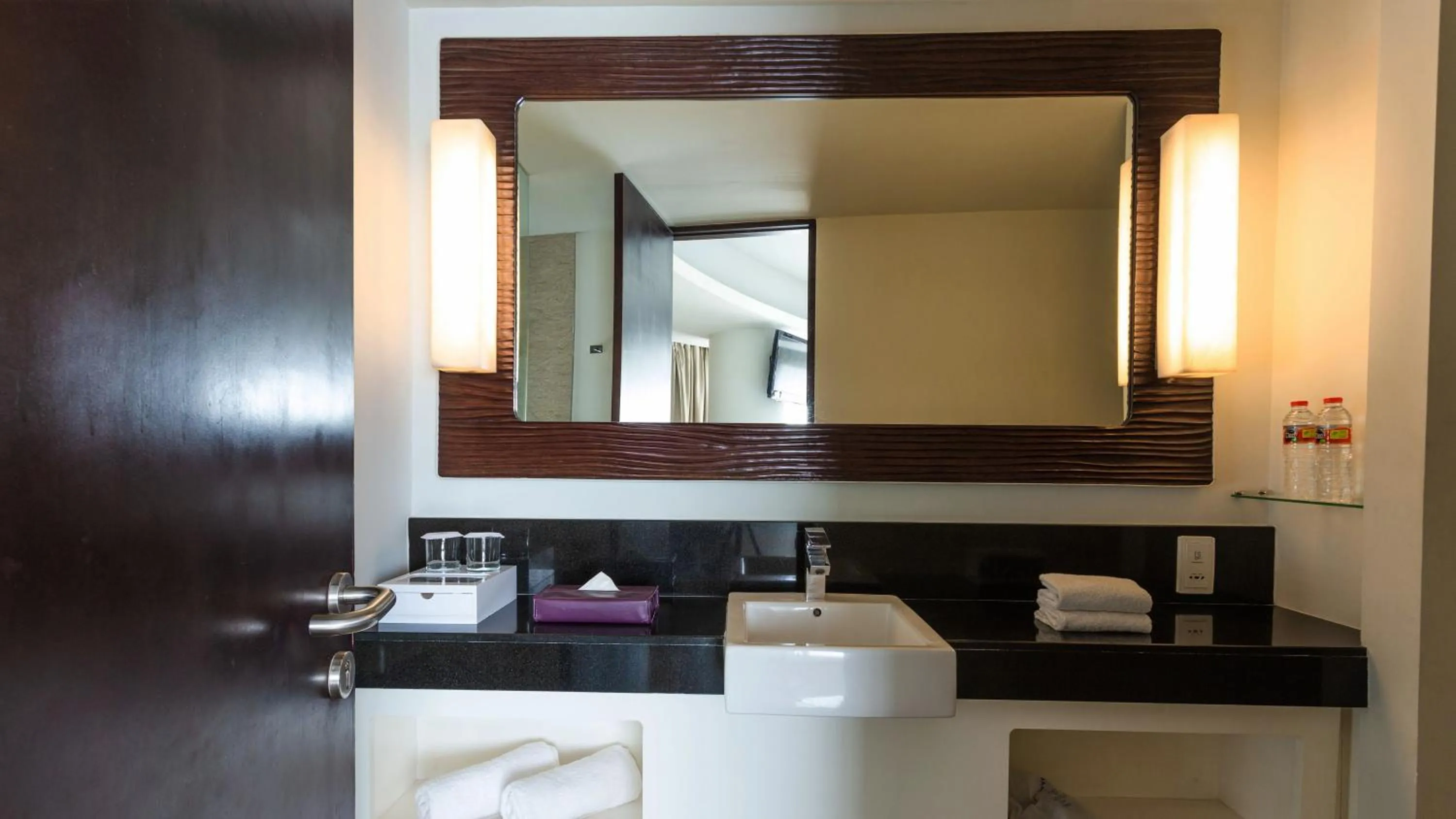 Deluxe Double Room in Sensa Hotel Bandung