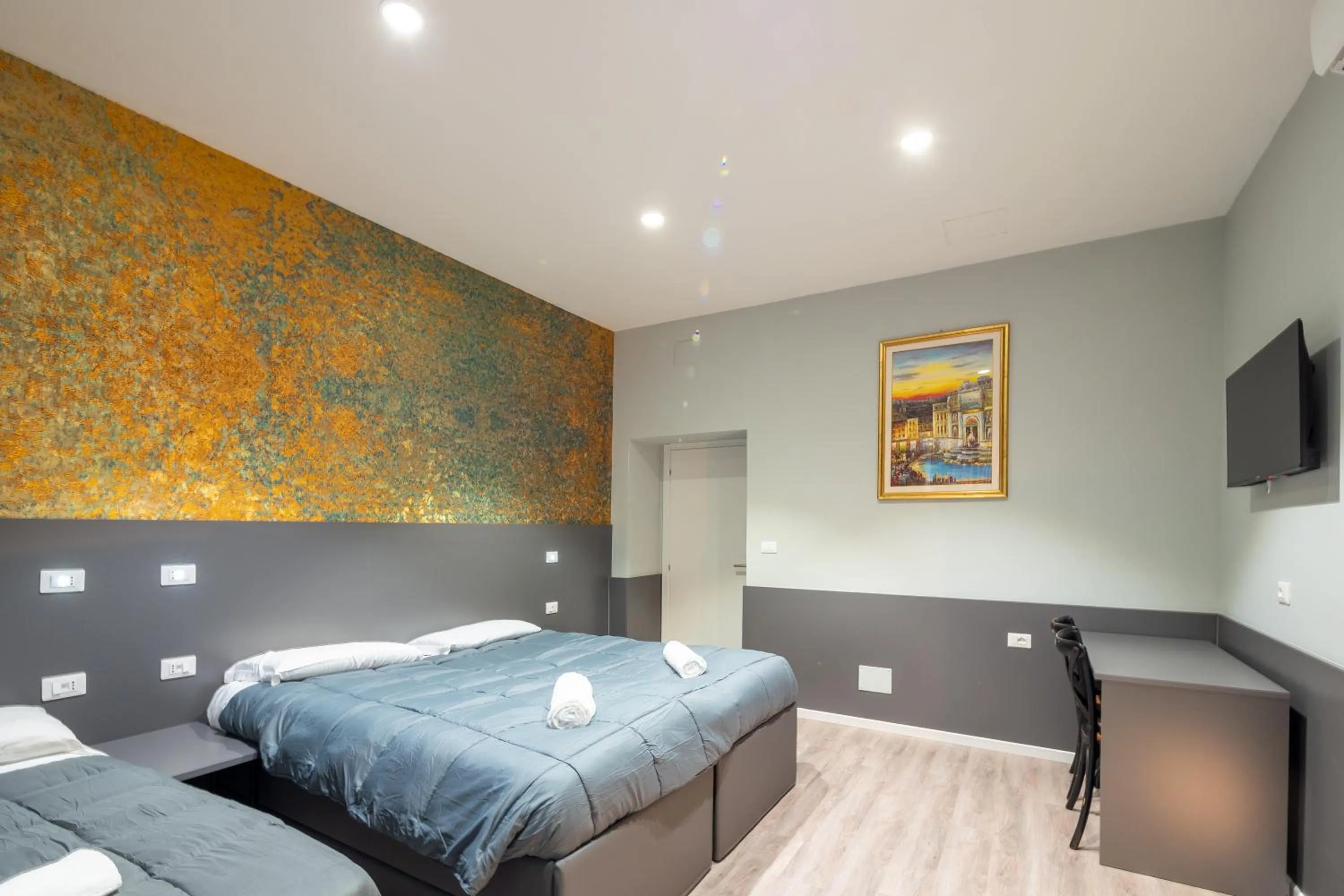 Superior Triple Room - Separate building in Alessandro Palace & Bar