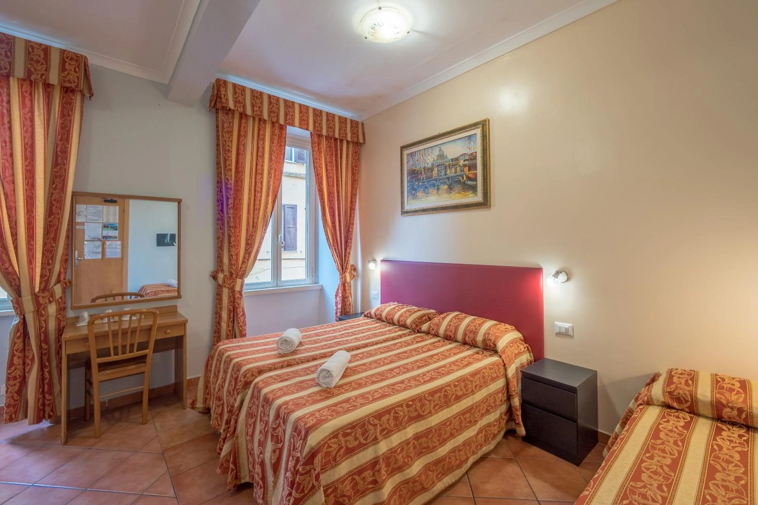 Triple Room in Alessandro Palace & Bar