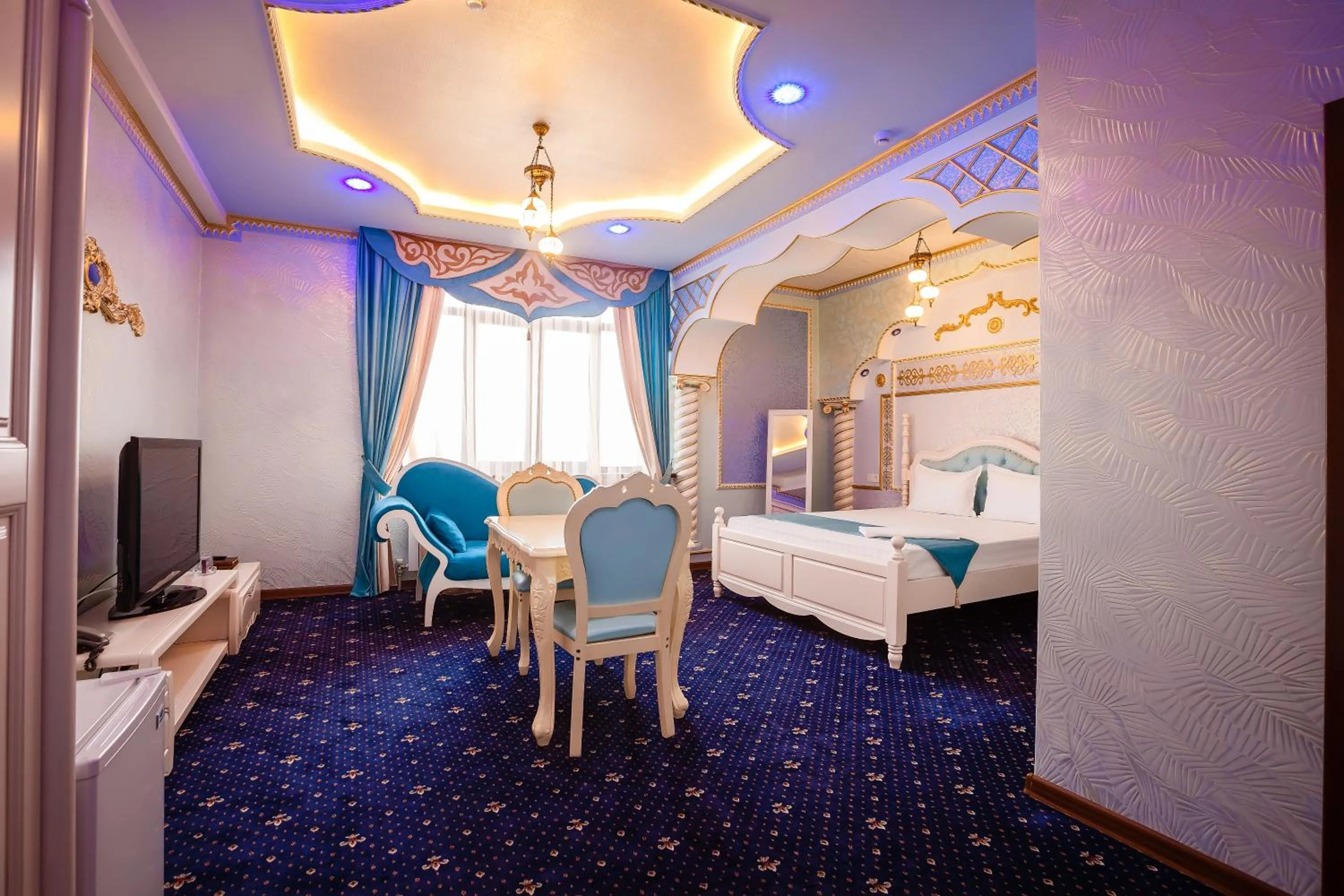 Deluxe Suite in Salut Hotel Almaty