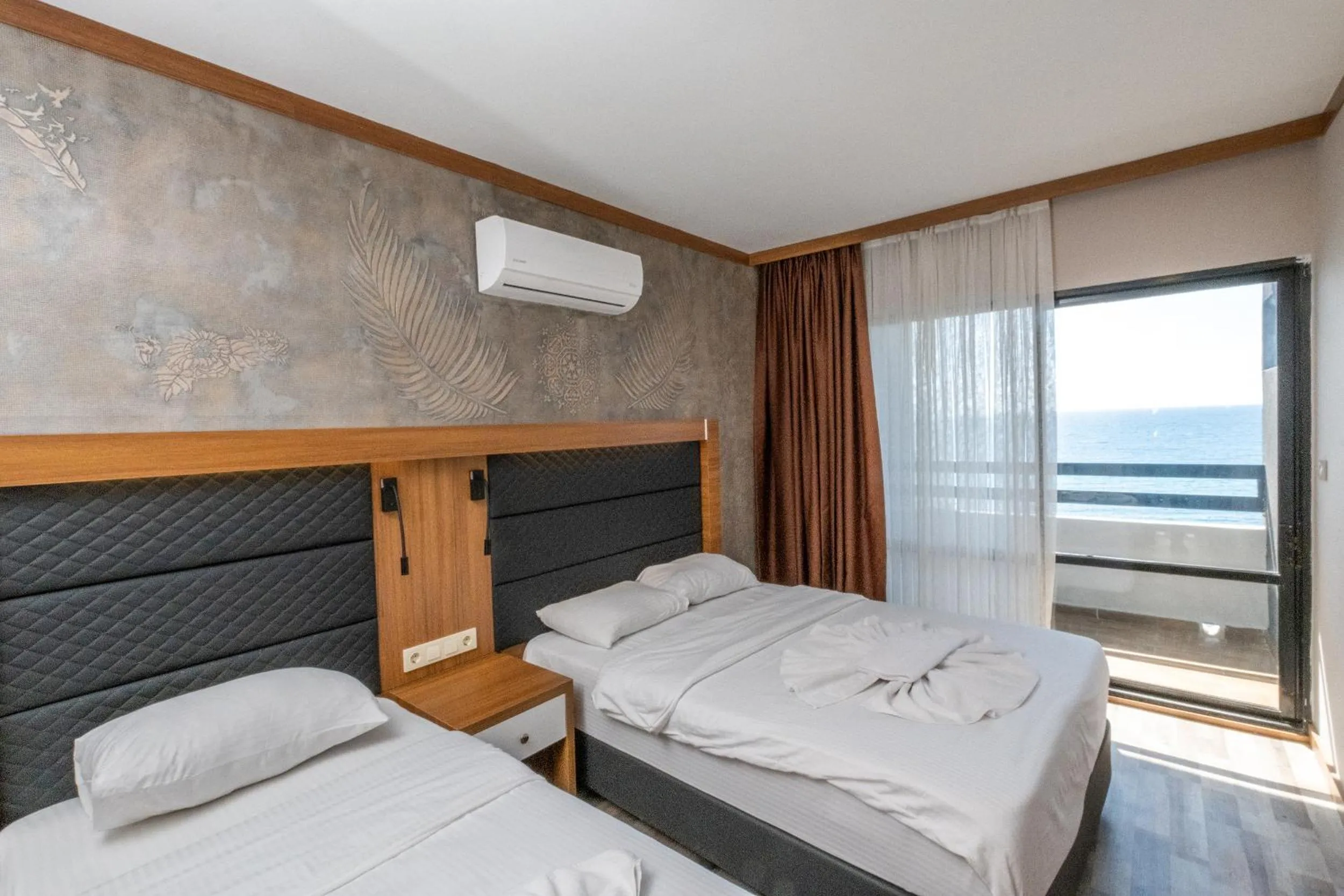 Double Room with Sea View in Sunday Beach Hotel