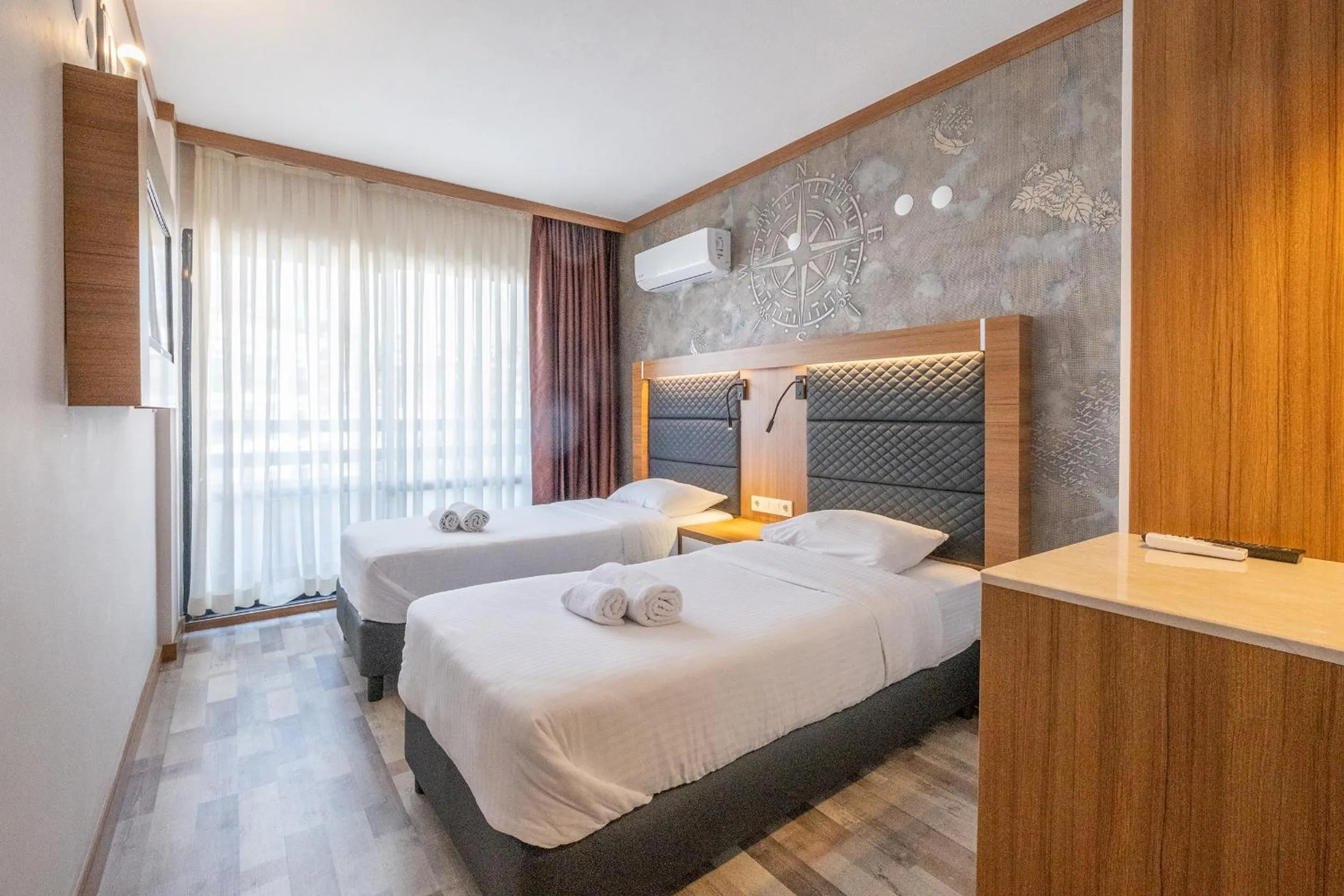 Standard Twin Room with Sea View in Sunday Beach Hotel