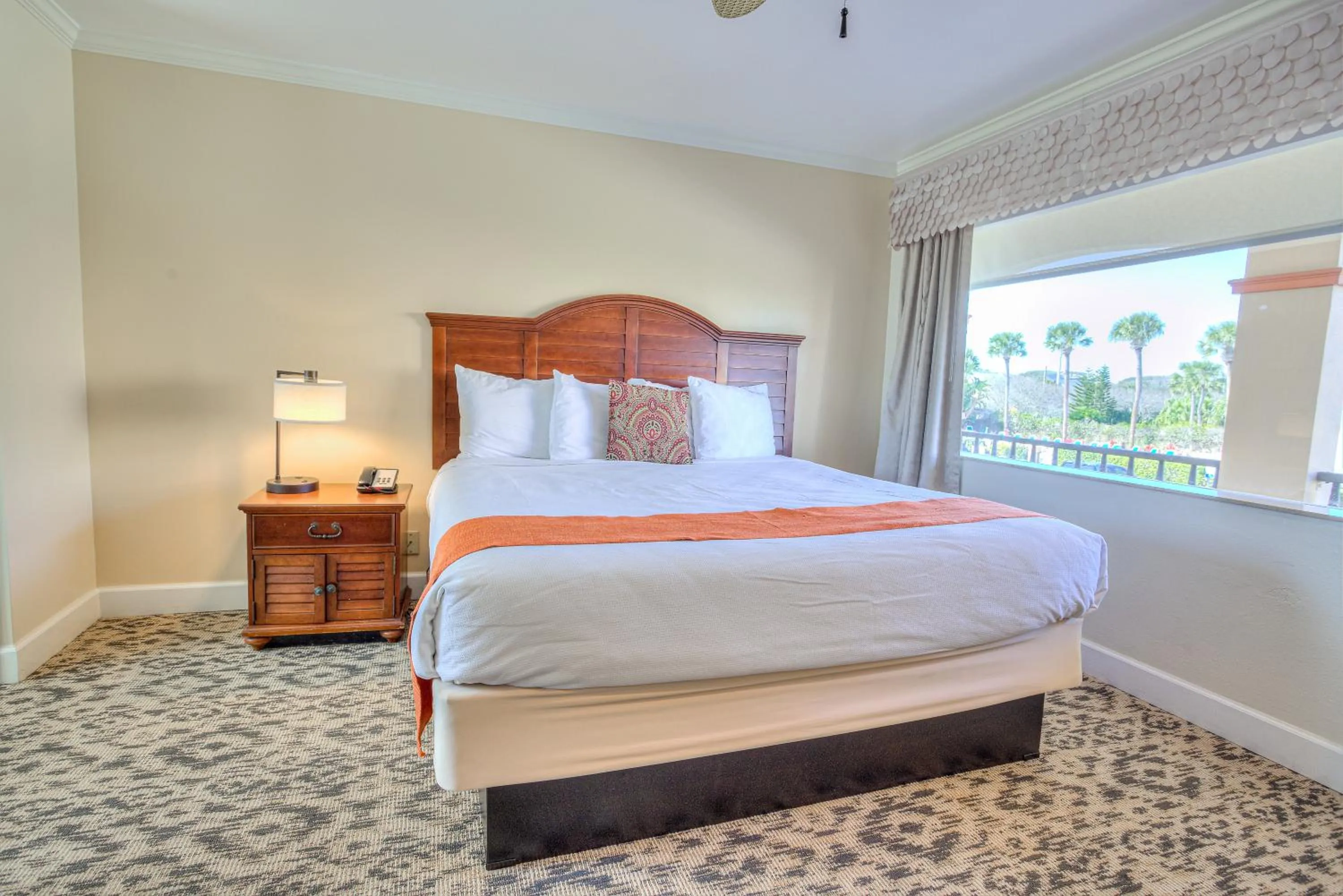 King Room in La Fiesta Ocean Inn & Suites