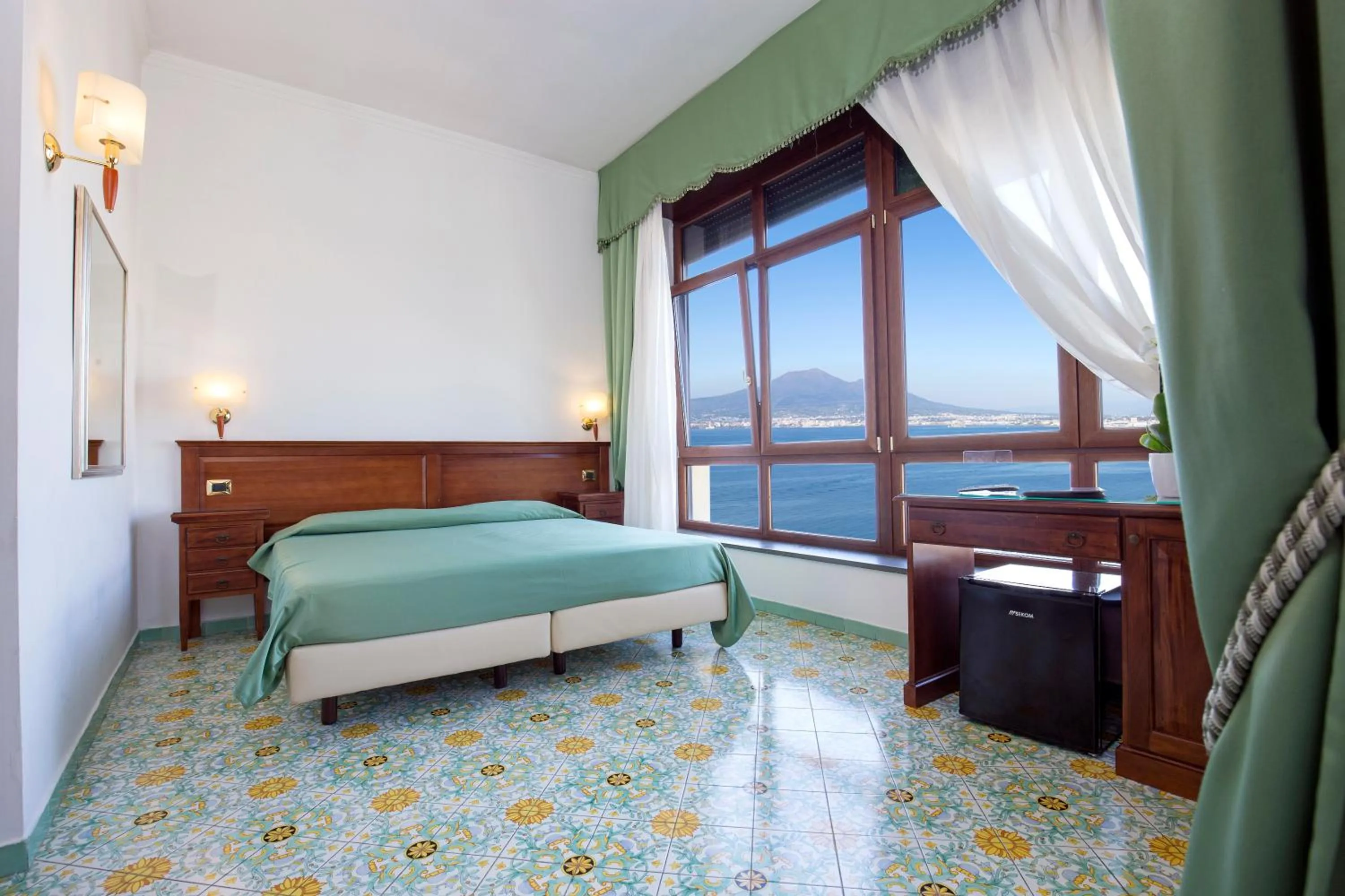 Double Room with Sea View in La Panoramica Hotel