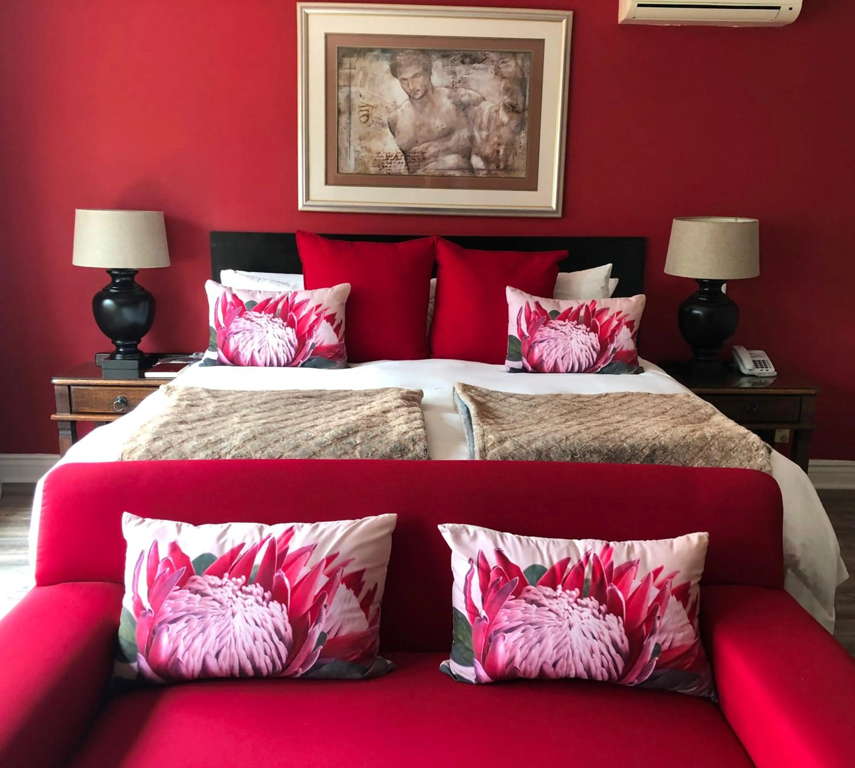 Executive Suite - single occupancy in 314 on Clark Guest House