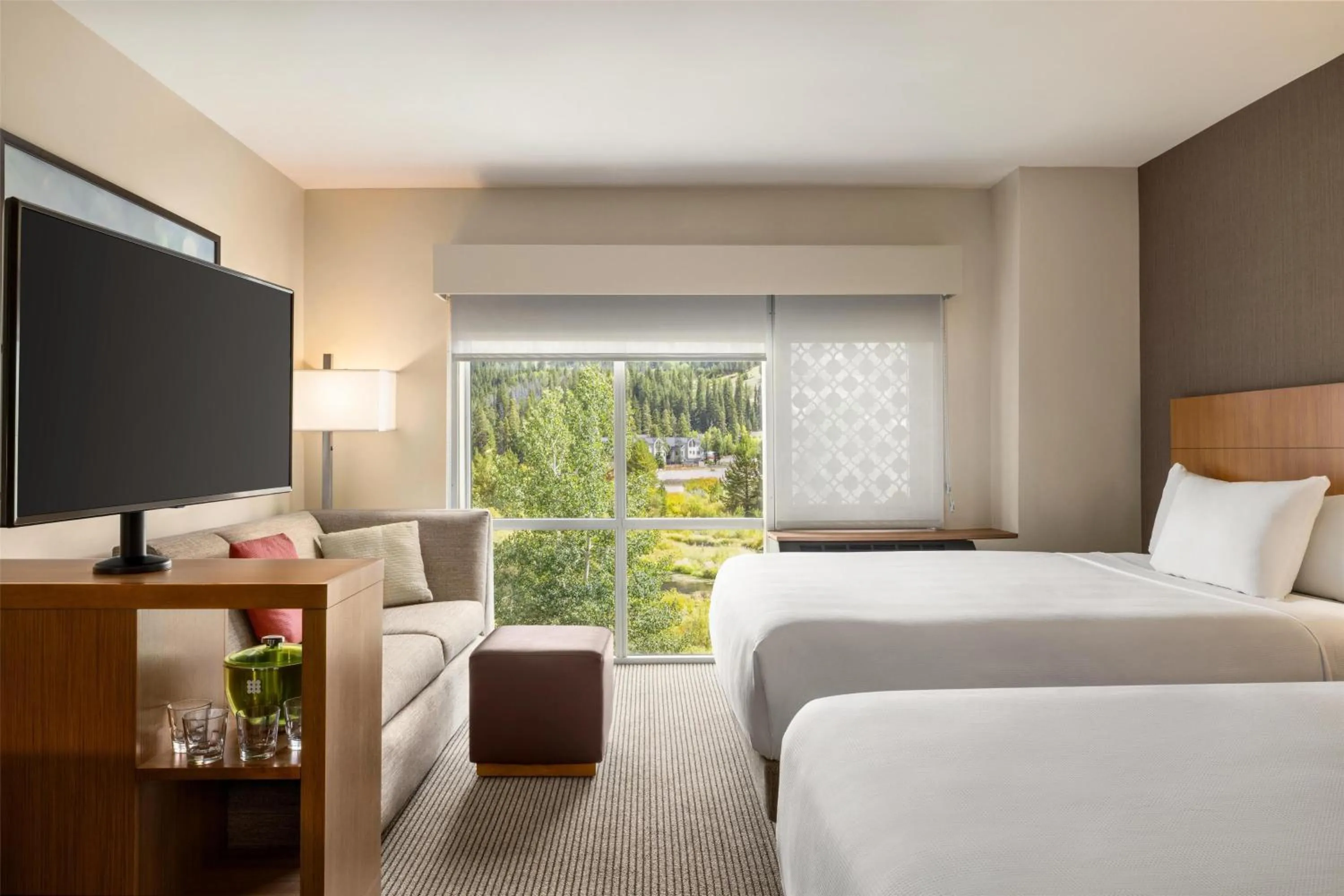 Queen Room with Two Queen Beds in Hyatt Place Keystone - Dillon