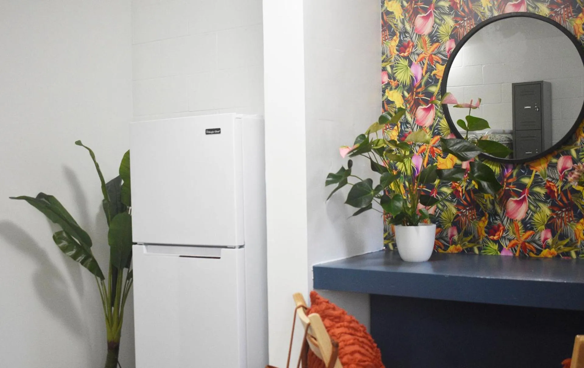 Bed in 8-Bed Mixed Dormitory Room in Waikiki Beachside Hostel