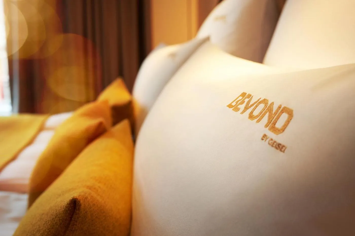 Deluxe Double Room with Balcony in BEYOND by Geisel