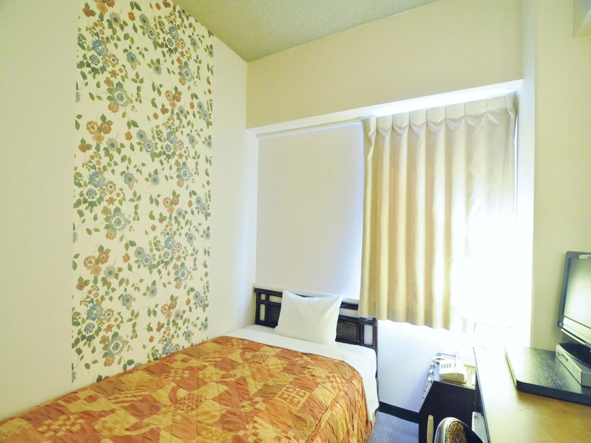 Standard Single Room - Smoking in Yamagata Nanokamachi Washington Hotel