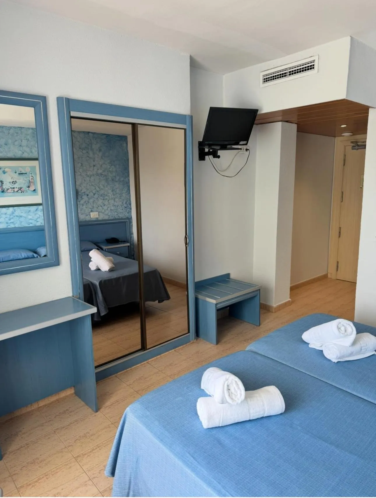 Twin Room in Santa Monica Playa