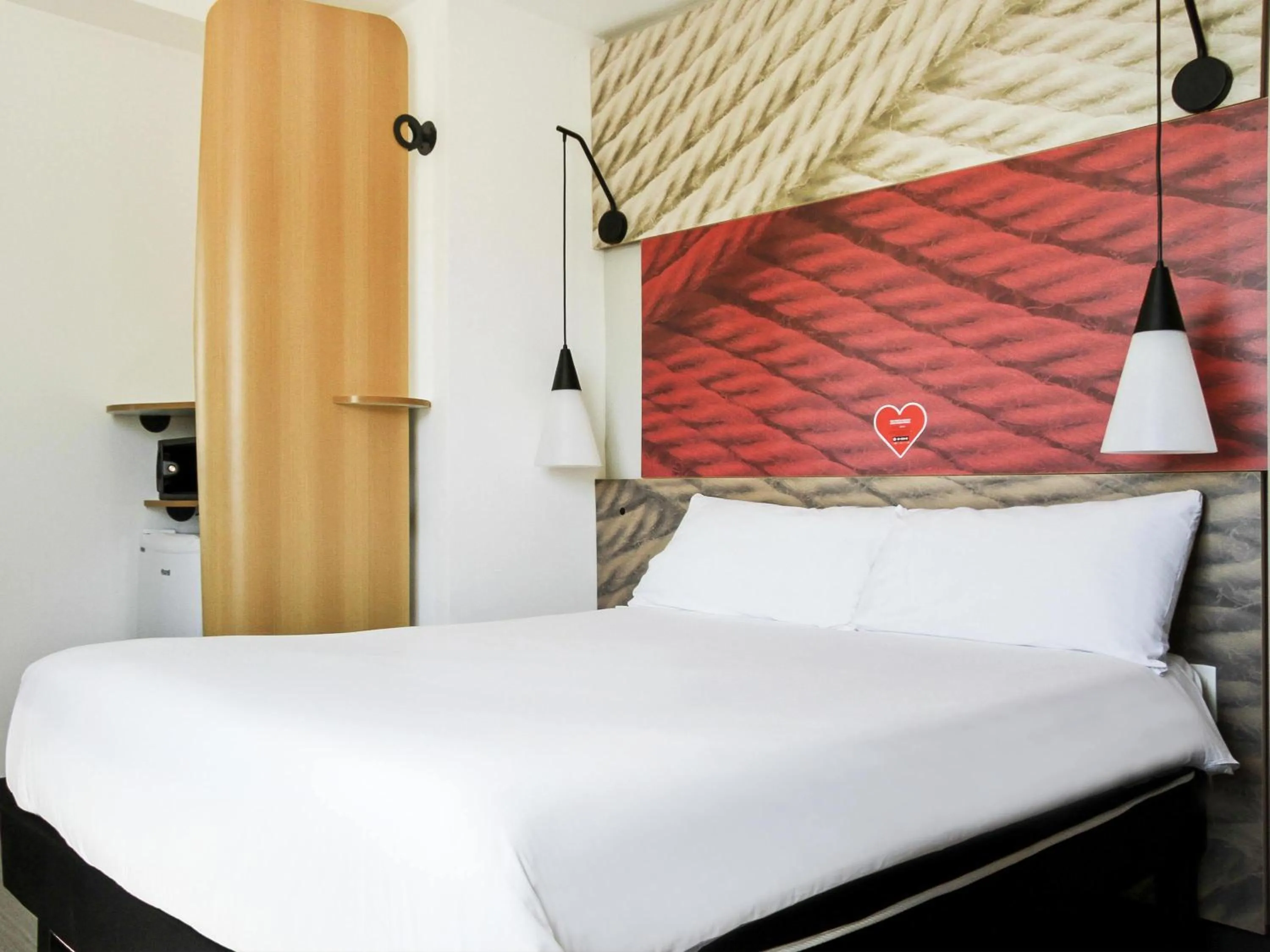Standard Double Room - single occupancy - Disability Access in ibis Osasco