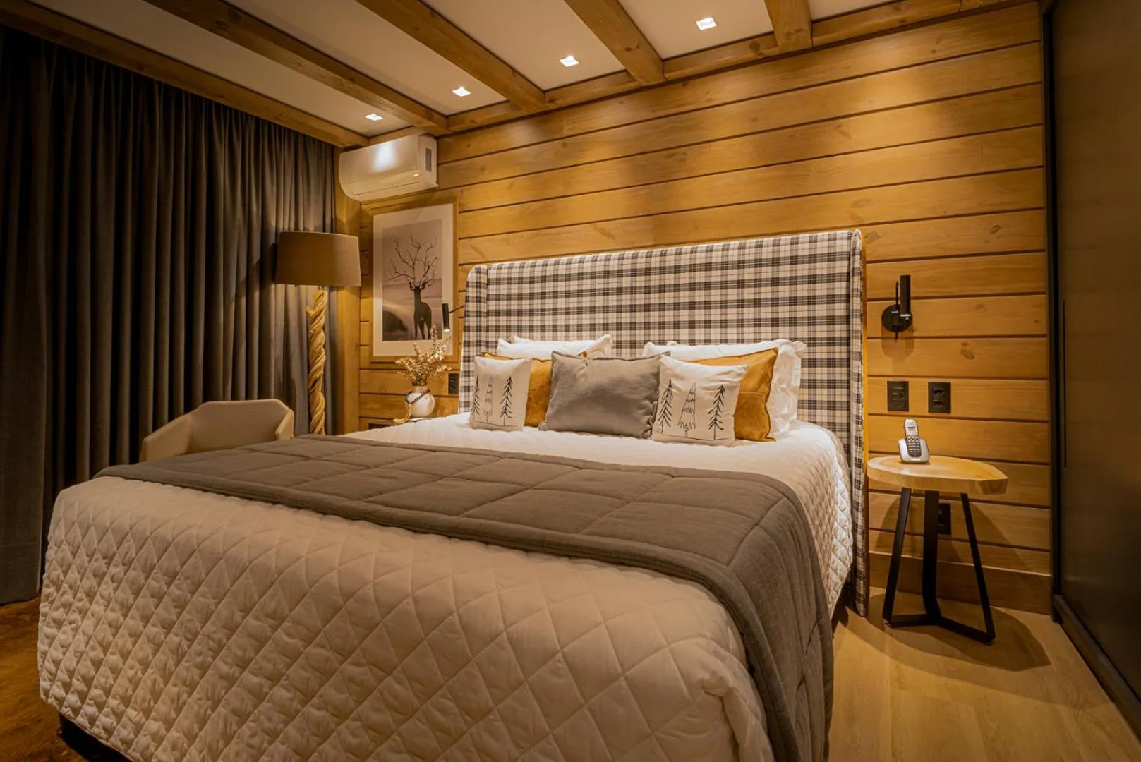 Deluxe King Suite in Hotel Alpestre