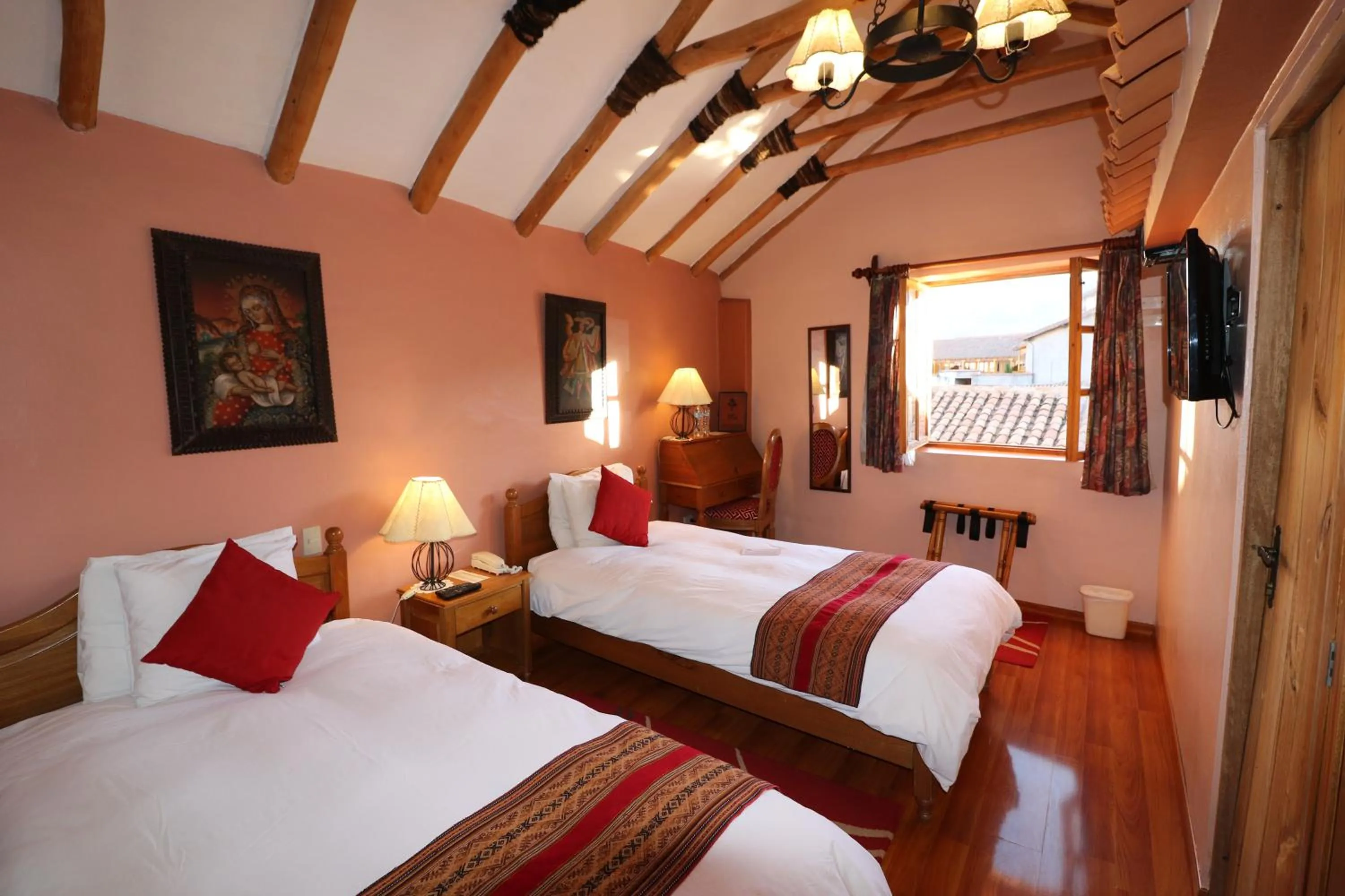 Twin Room in Hotel & Mirador Los Apus