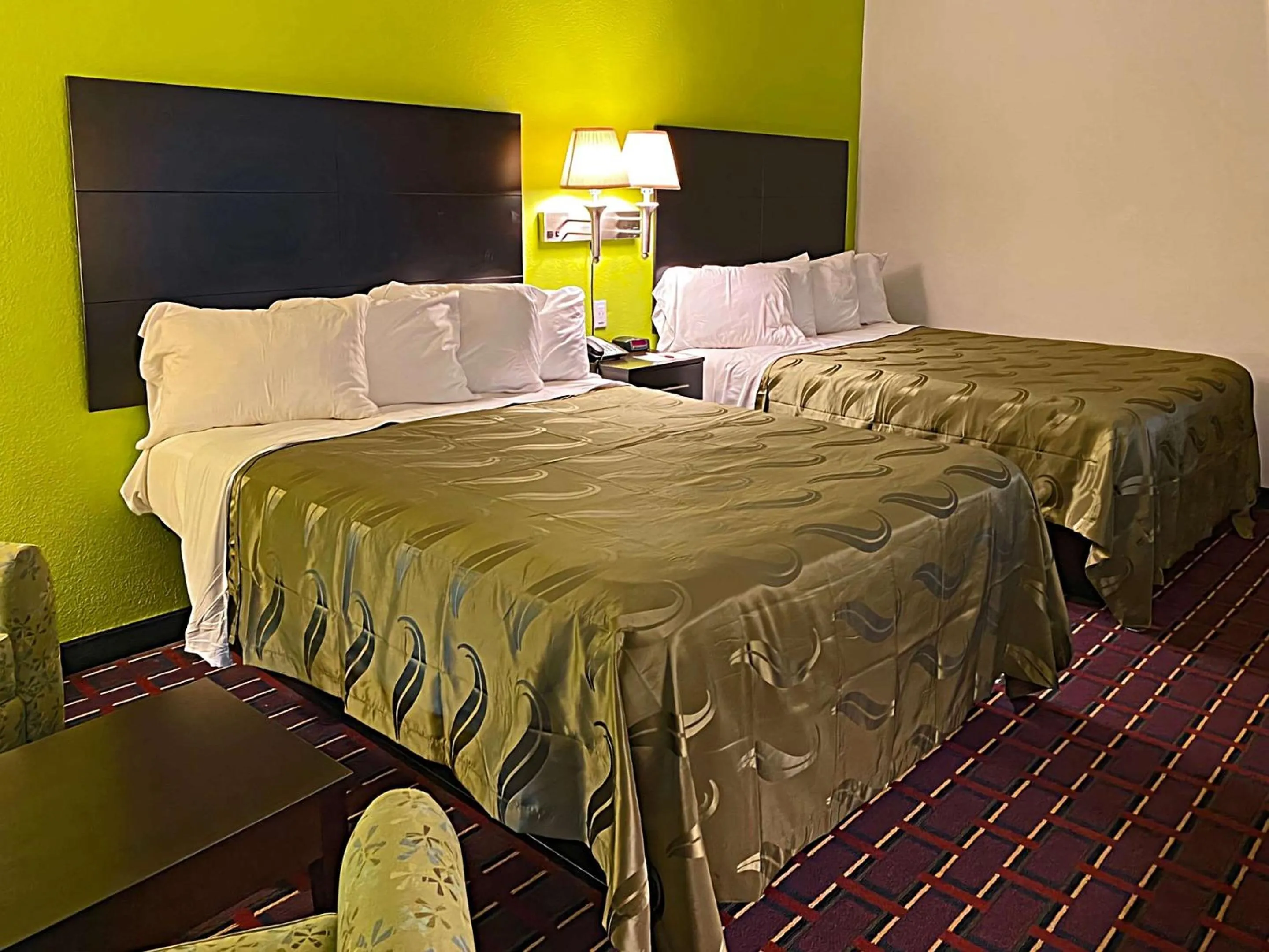 Superior Queen Room with Two Queen Beds - Non Smoking in Quality Inn Henderson I-85