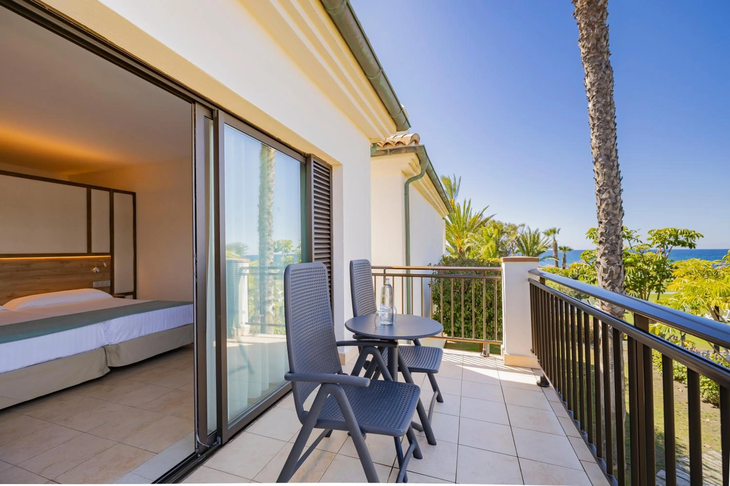 Double Room with Side Sea View (2 Adults + 1 Child) in Impressive Playa Granada Golf