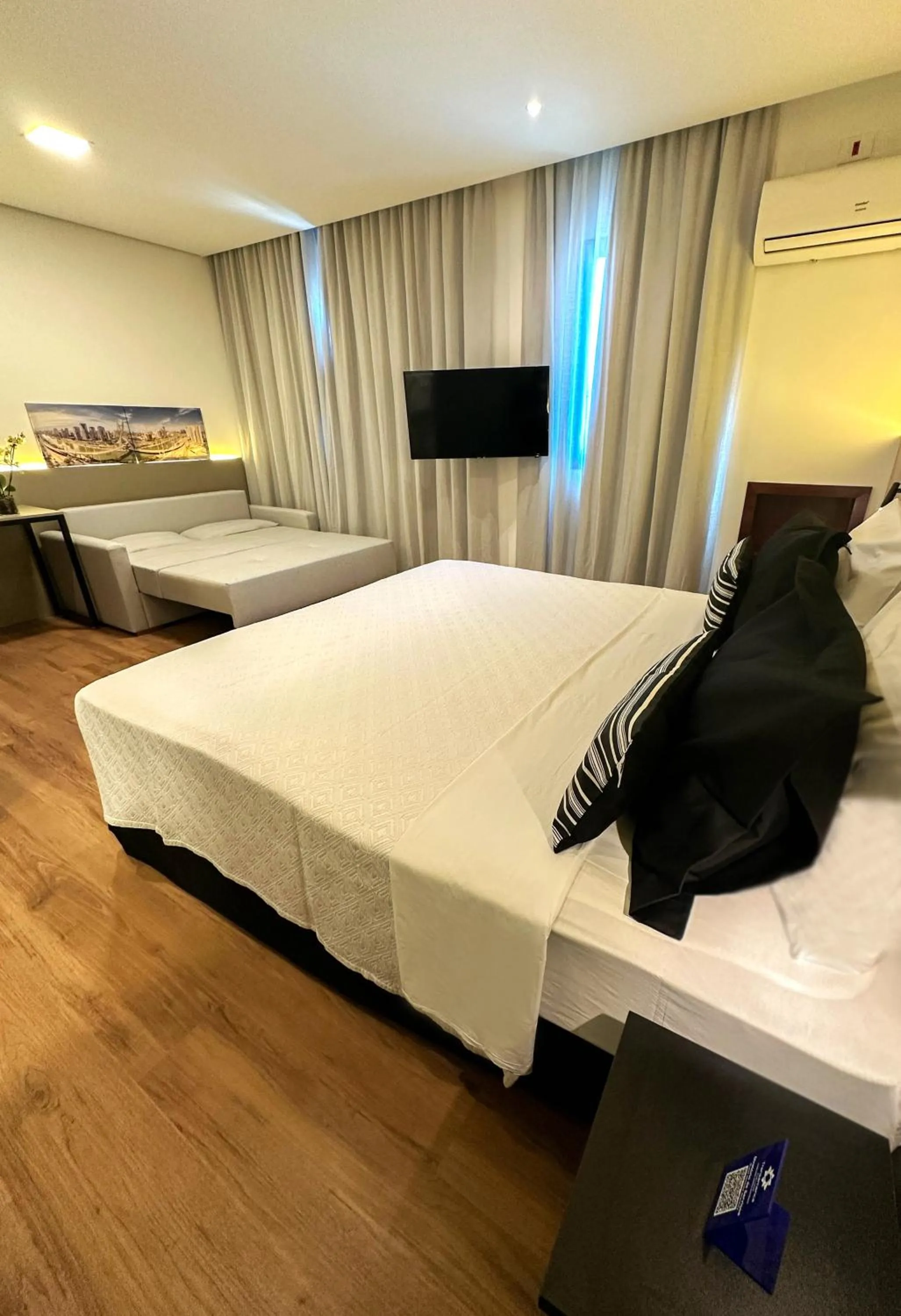Standard Double Room – Semi-Accessible - single occupancy in Transamerica Executive Chácara Santo Antônio