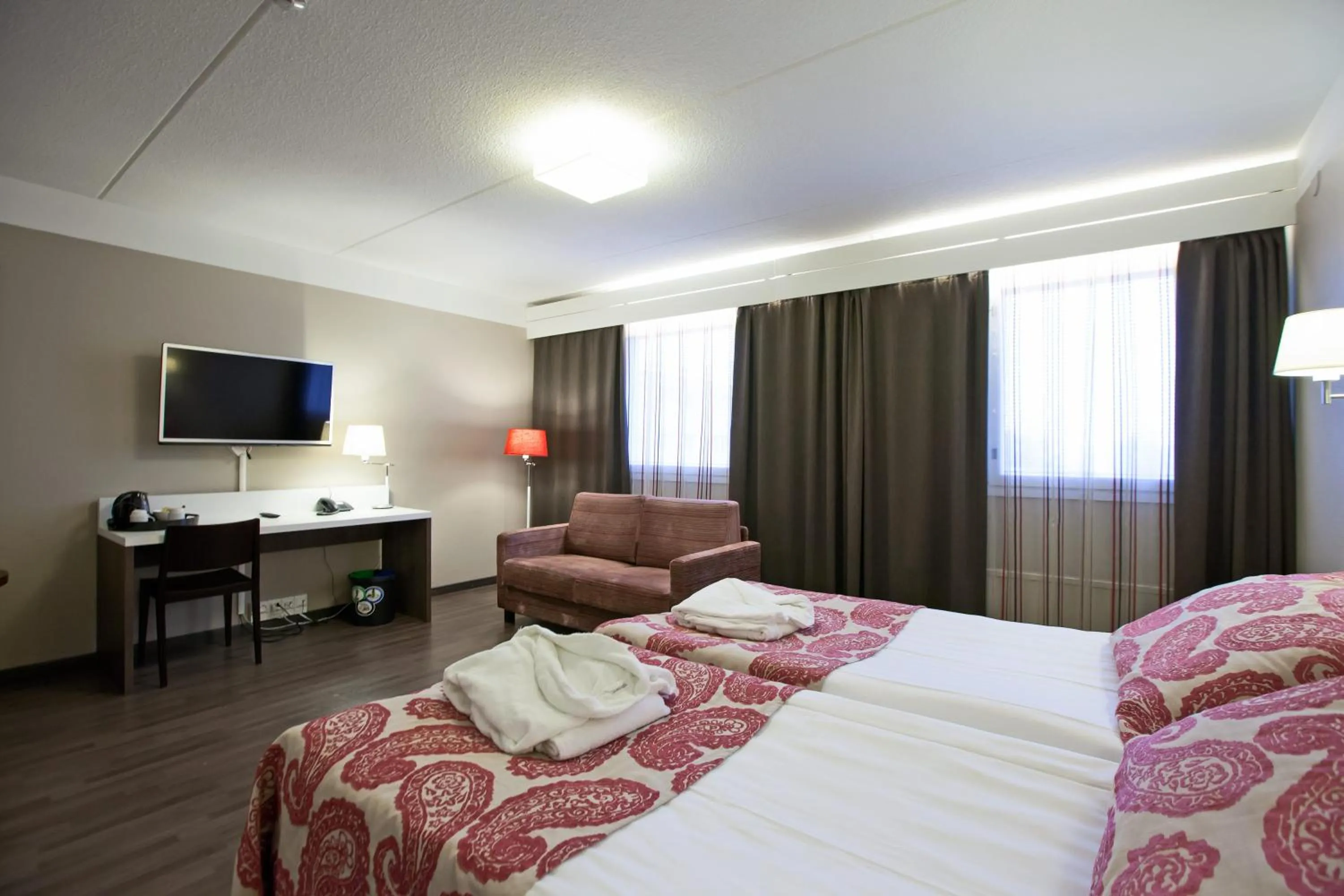 Superior Twin Room with Sauna - single occupancy in Hotel Kajanus