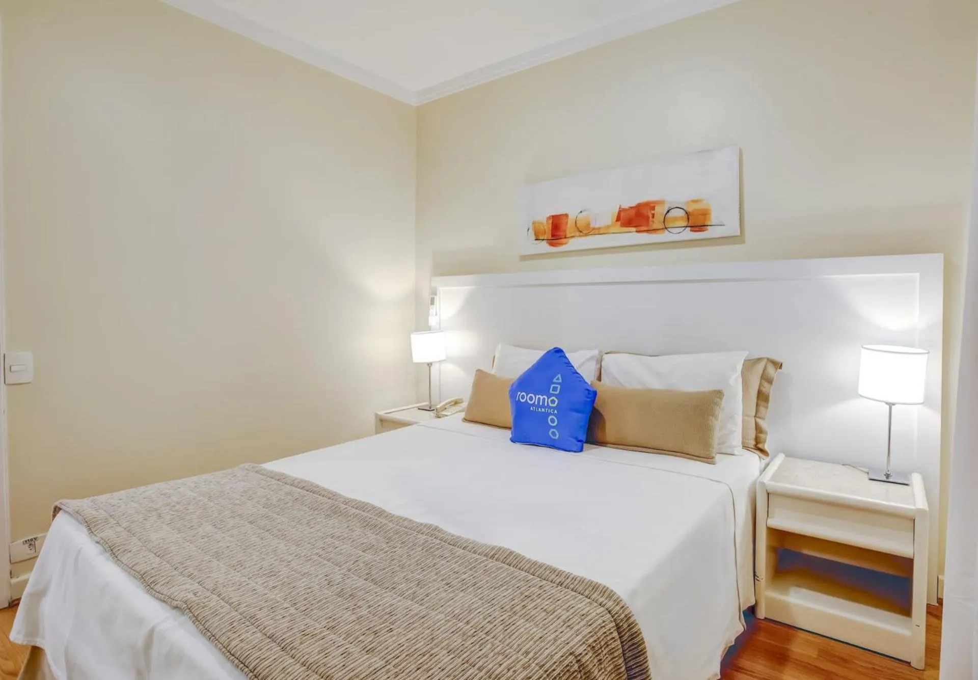 Superior One-Bedroom Apartment with Balcony in Roomo Transamerica SP Itaim Bibi