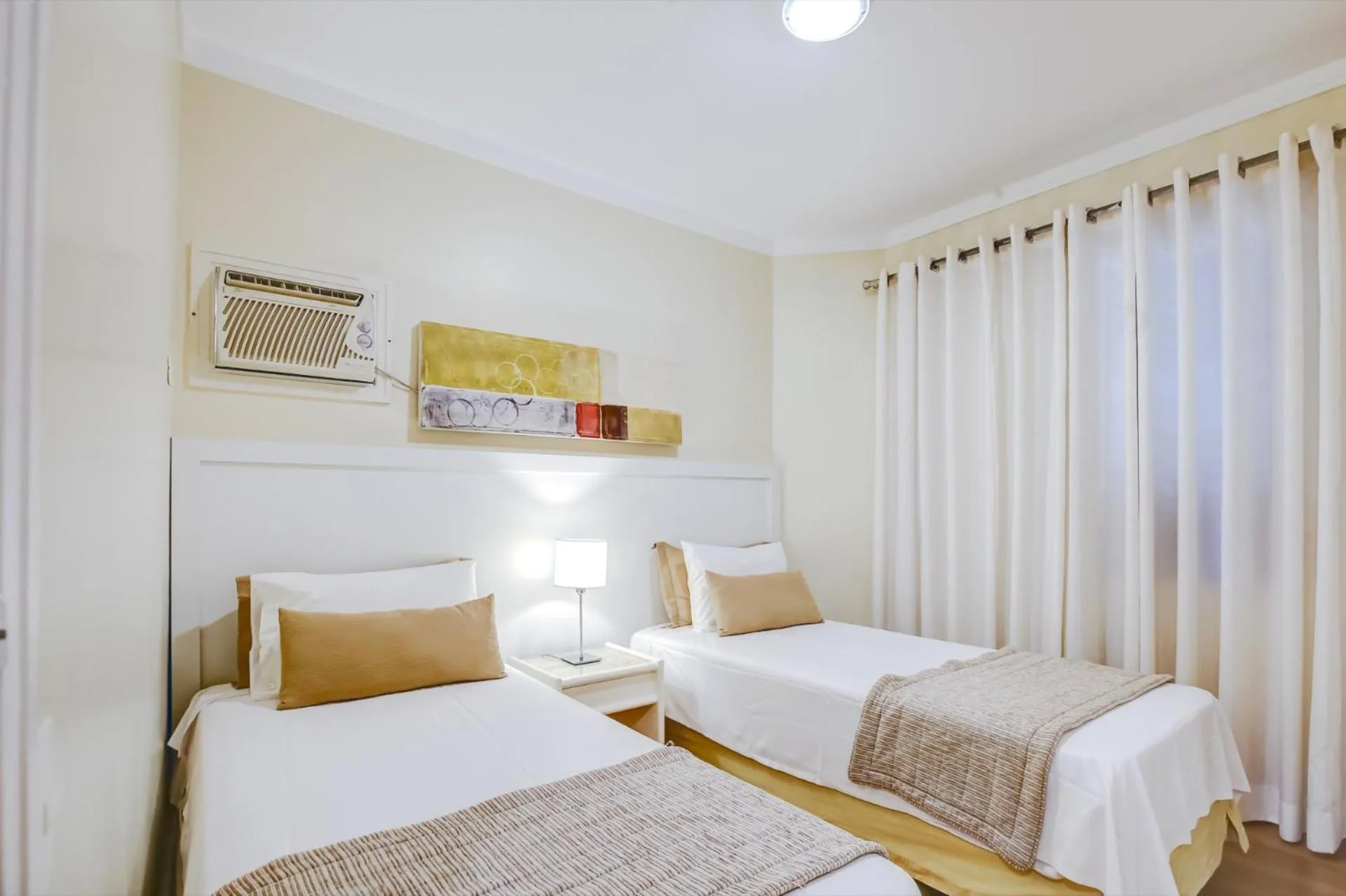 Standard Twin Room in Roomo Transamerica SP Itaim Bibi