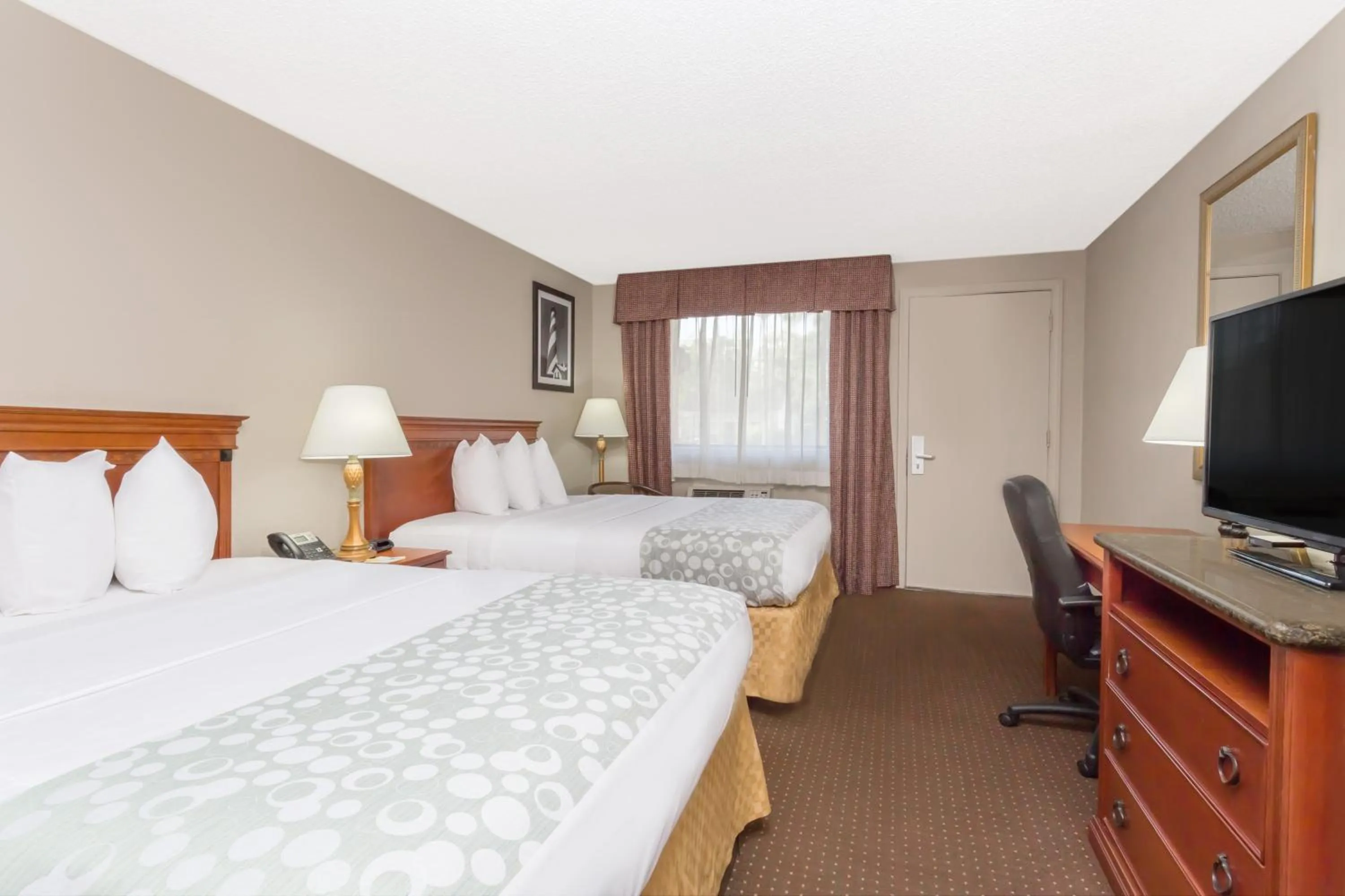 Deluxe Queen Room with Two Queen Beds - Non-Smoking in Days Inn by Wyndham St Augustine/Historic Downtown