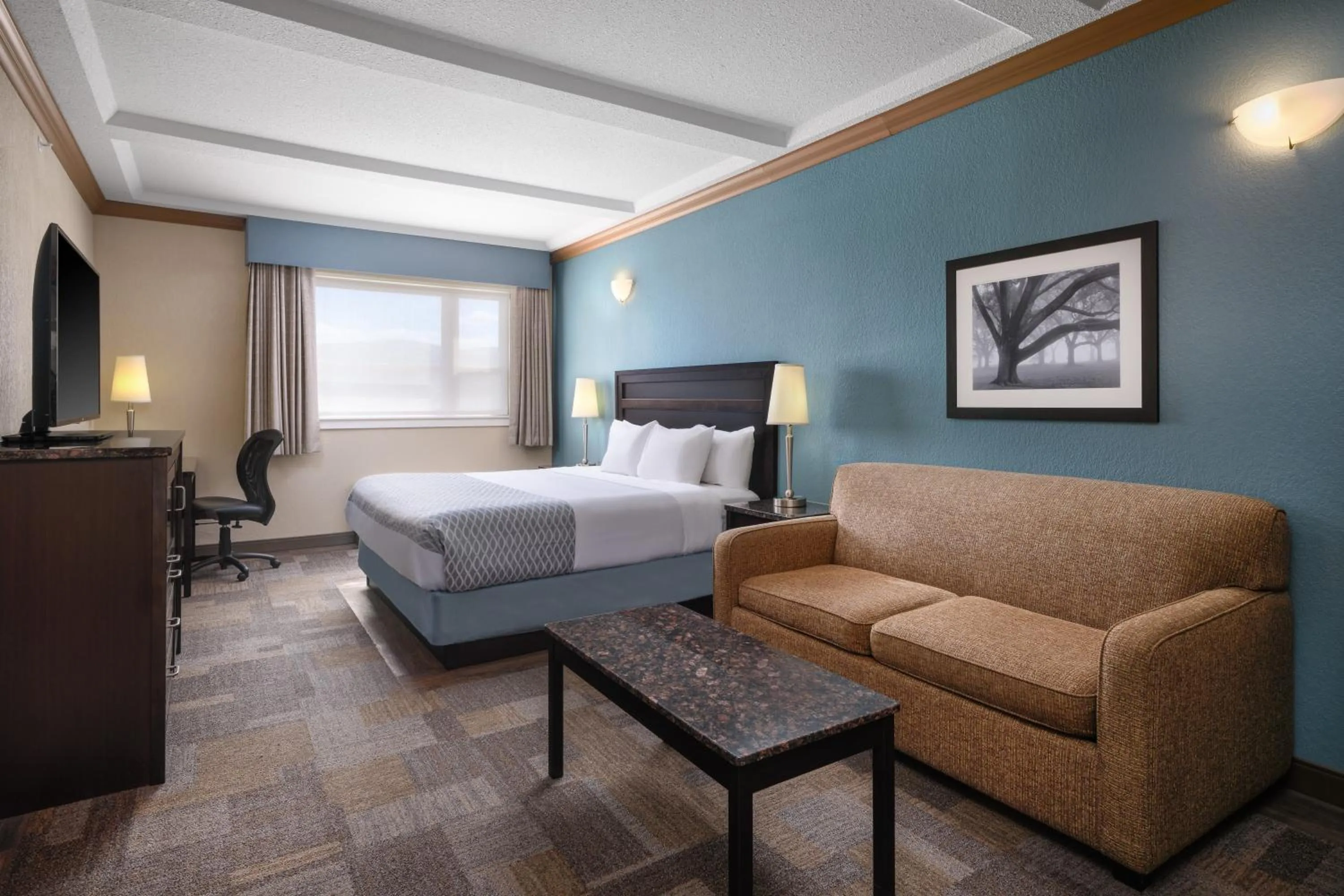King Room in Best Western Plus Kamloops Hotel