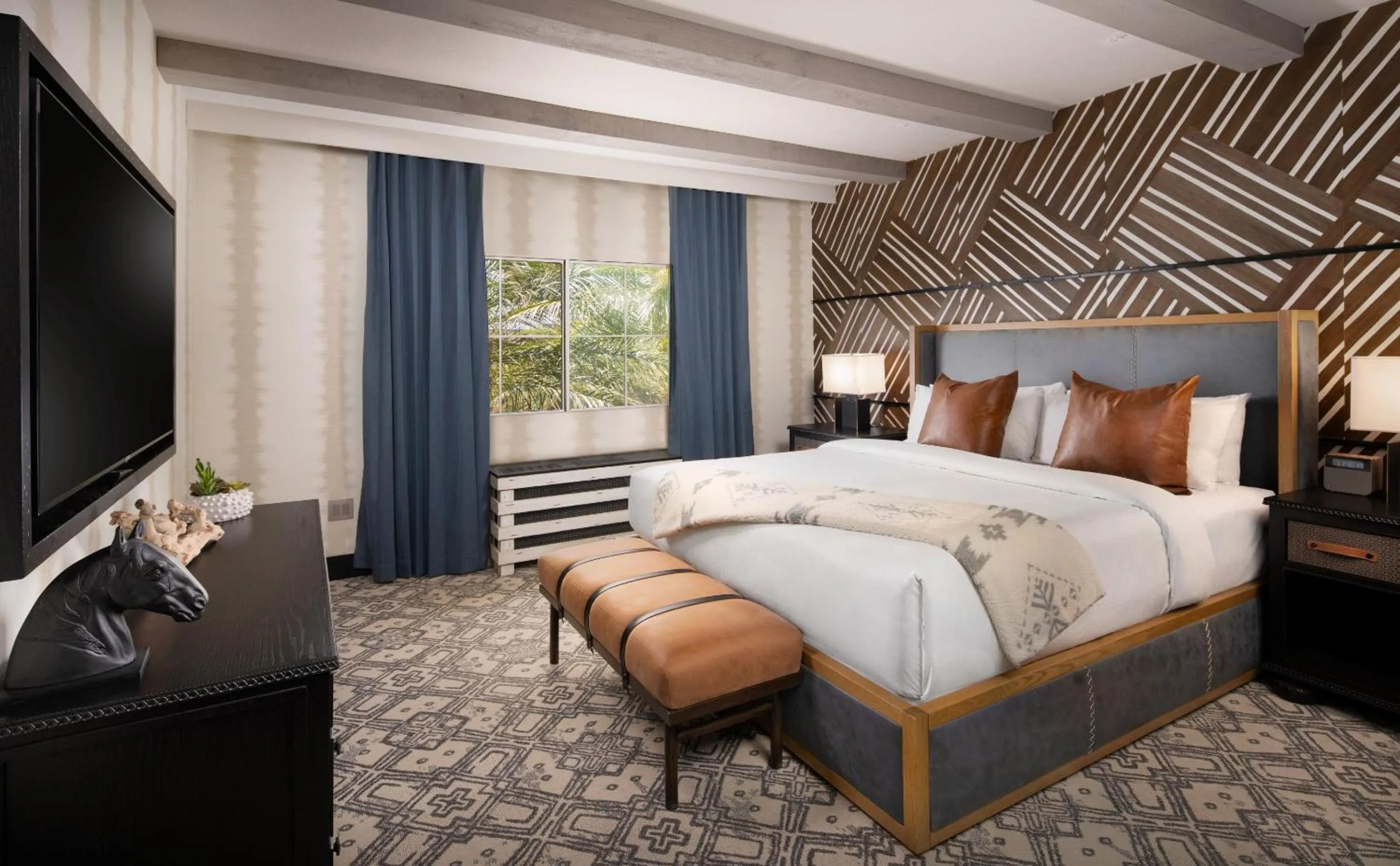 Luxe Lodge Suite in Silverton Casino Lodge