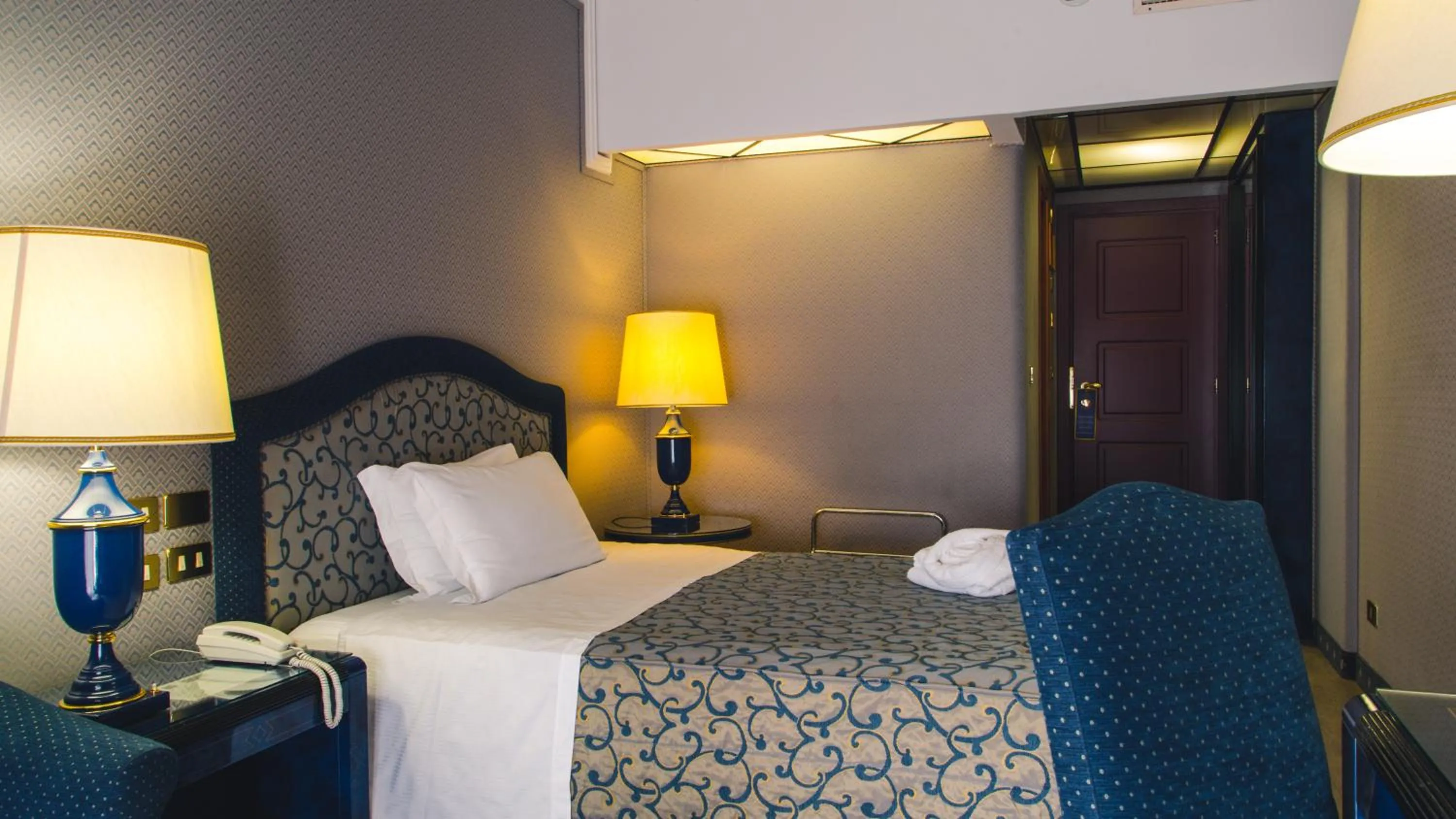 Classic Double Room (1 Adult) in Grand Hotel Excelsior