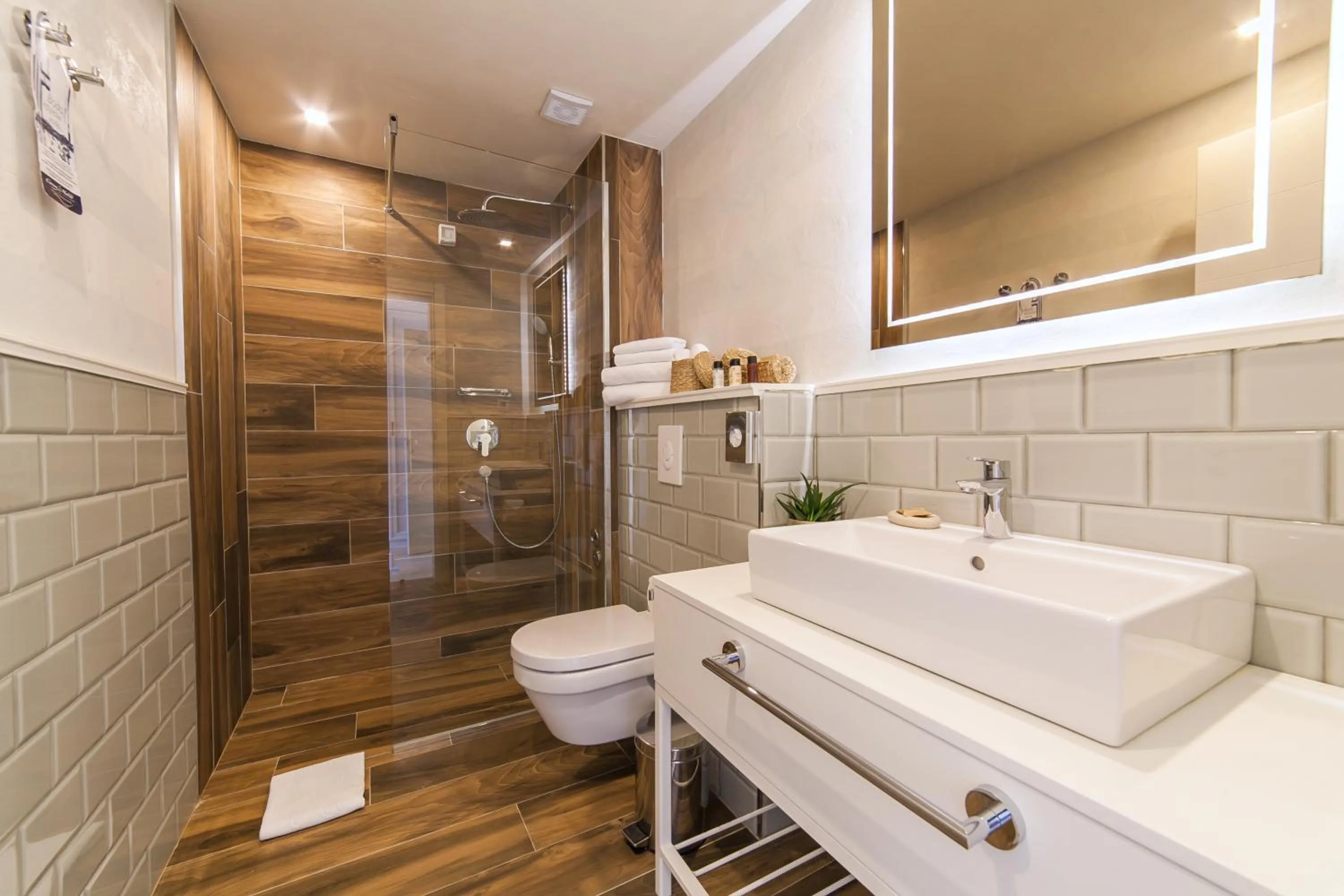 Junior Family Suite with Mountain View in Hotel Casa del Mare - Amfora