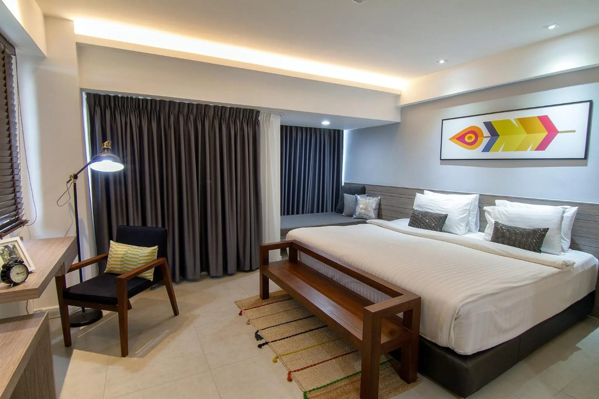 Deluxe Modern Double or Twin Room in Bossotel Chiang Mai