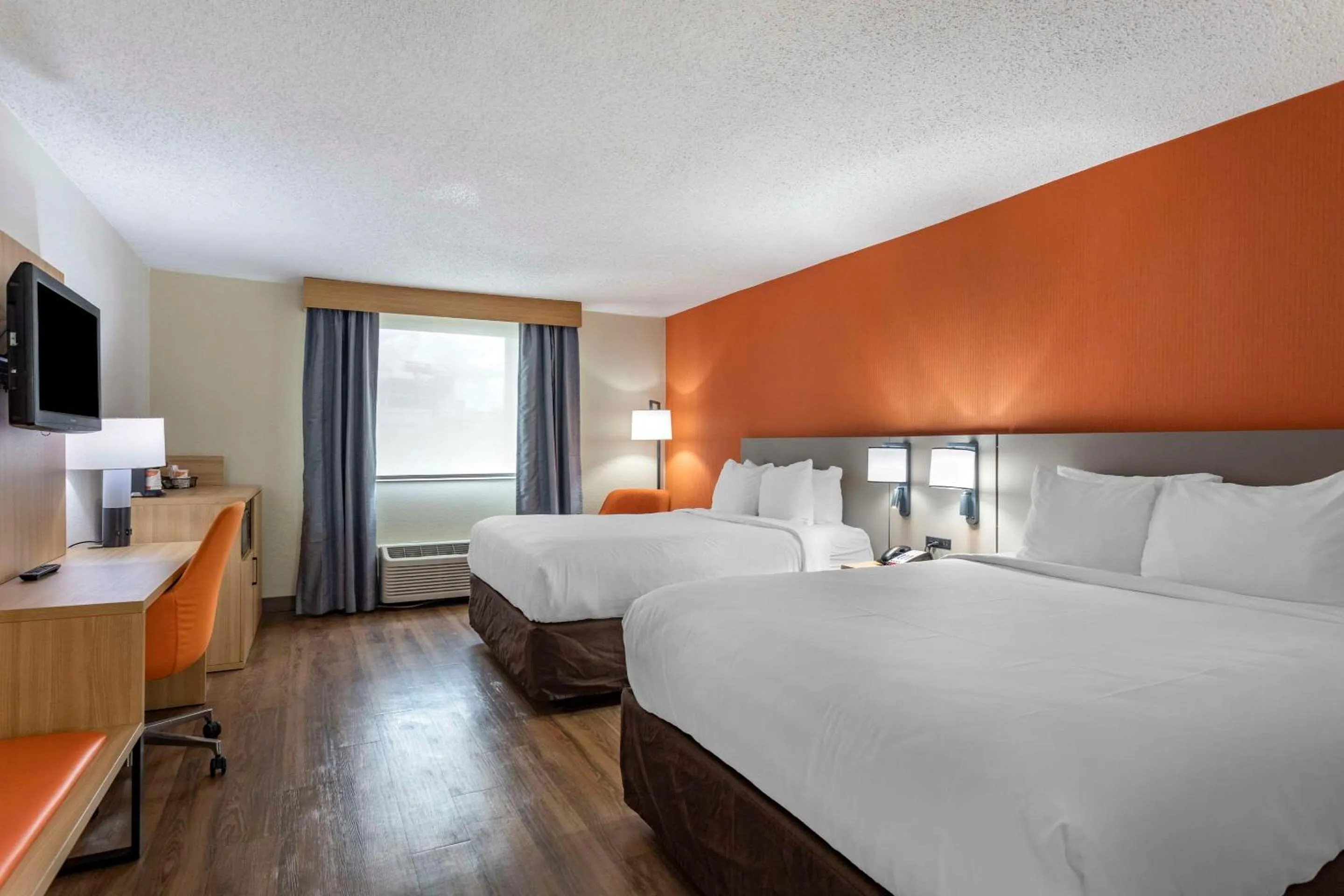 Queen Room with Two Queen Beds and Stadium View in Comfort Inn & Suites Nashville Downtown - Stadium