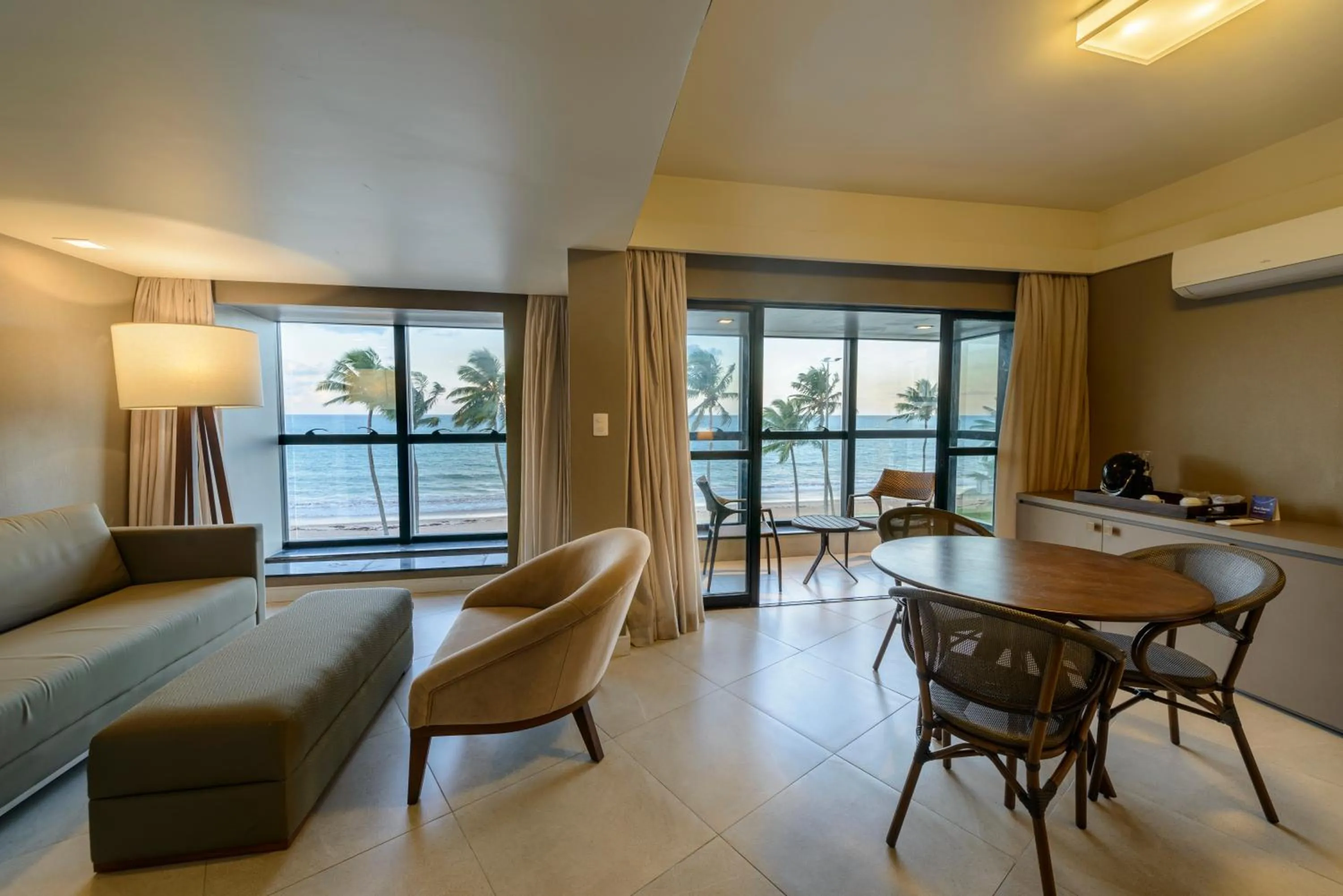 Suite Oceano in Hardman Praia Hotel