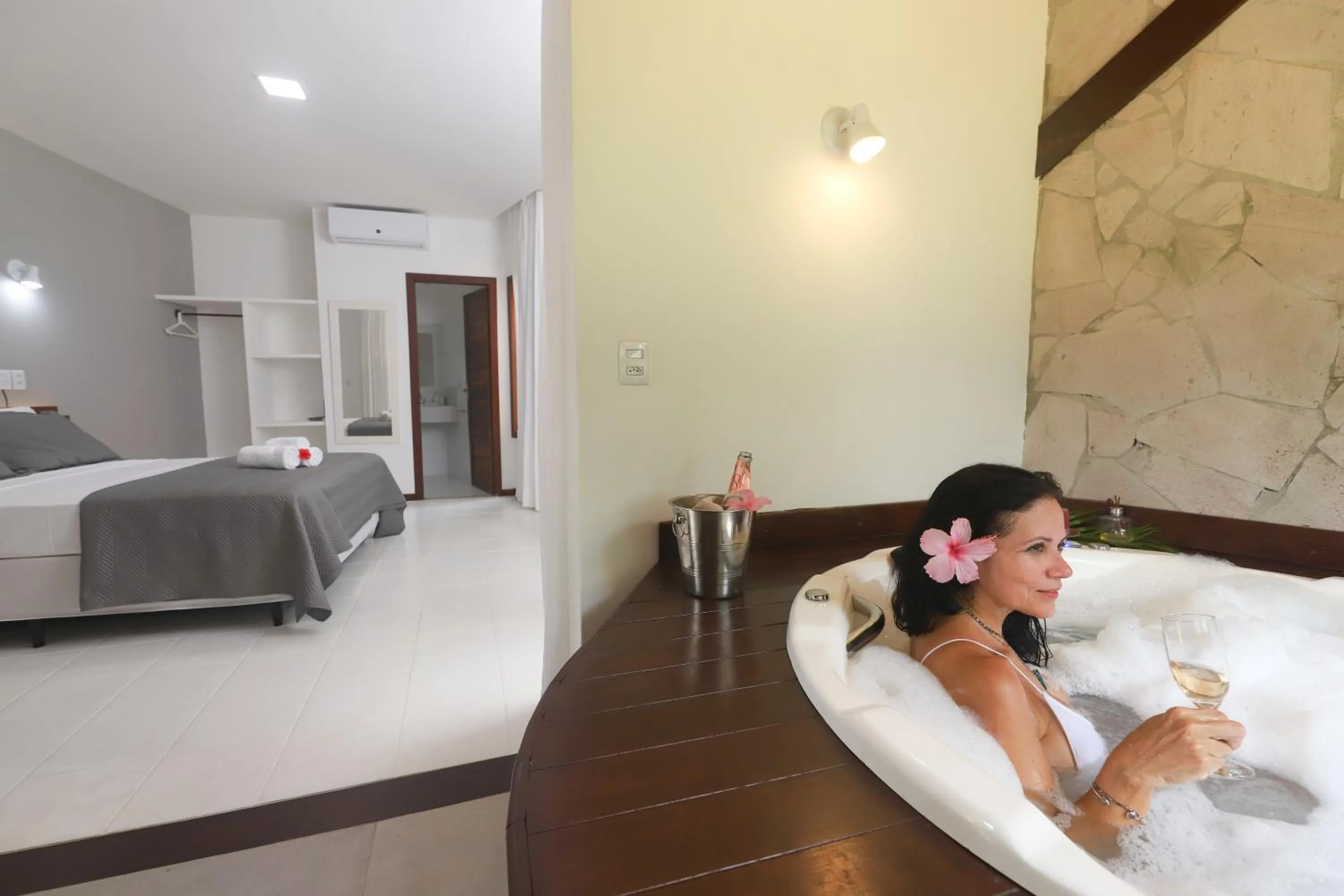 Deluxe Suite with Spa Bath in Brasil Tropical Village