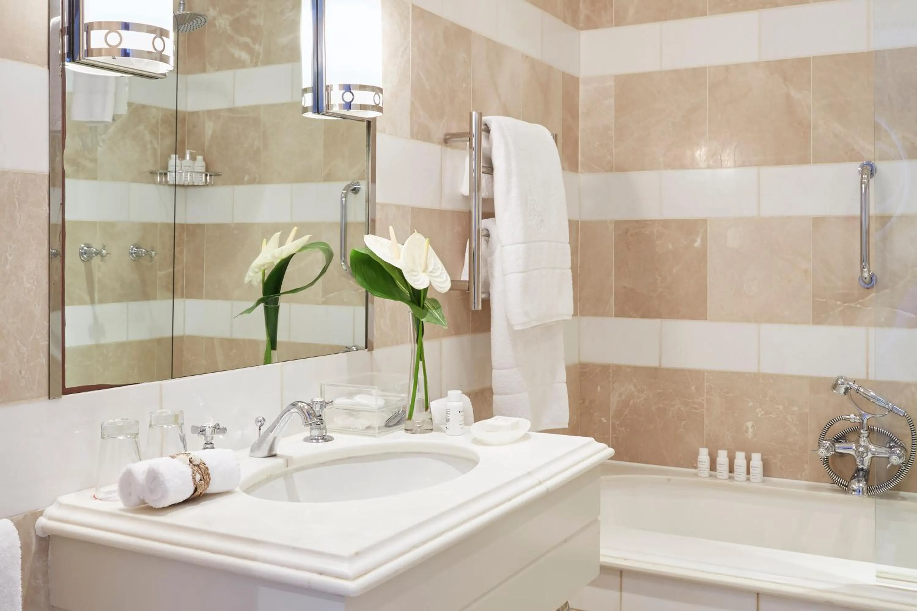 Classic Room with Sea View in The Oyster Box