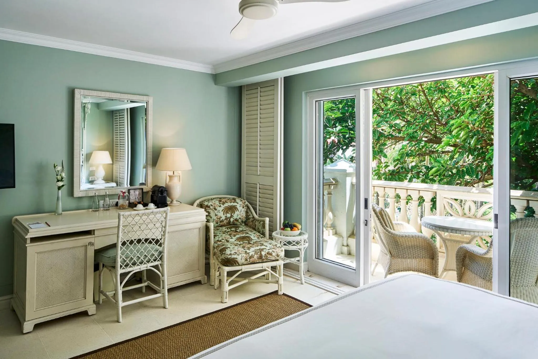 Classic Room with Garden View in The Oyster Box