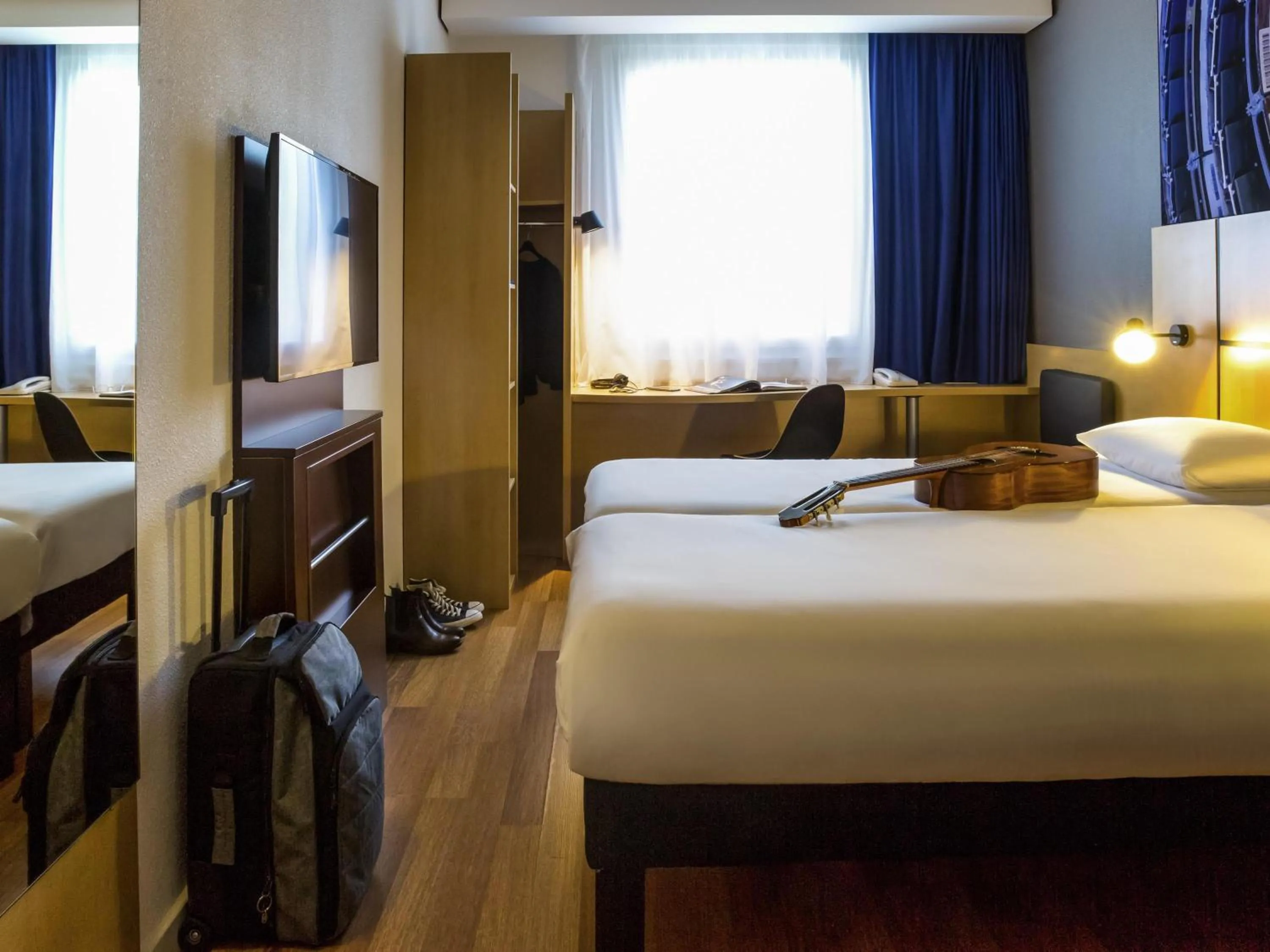 Standard Twin Room in ibis Genève Petit Lancy