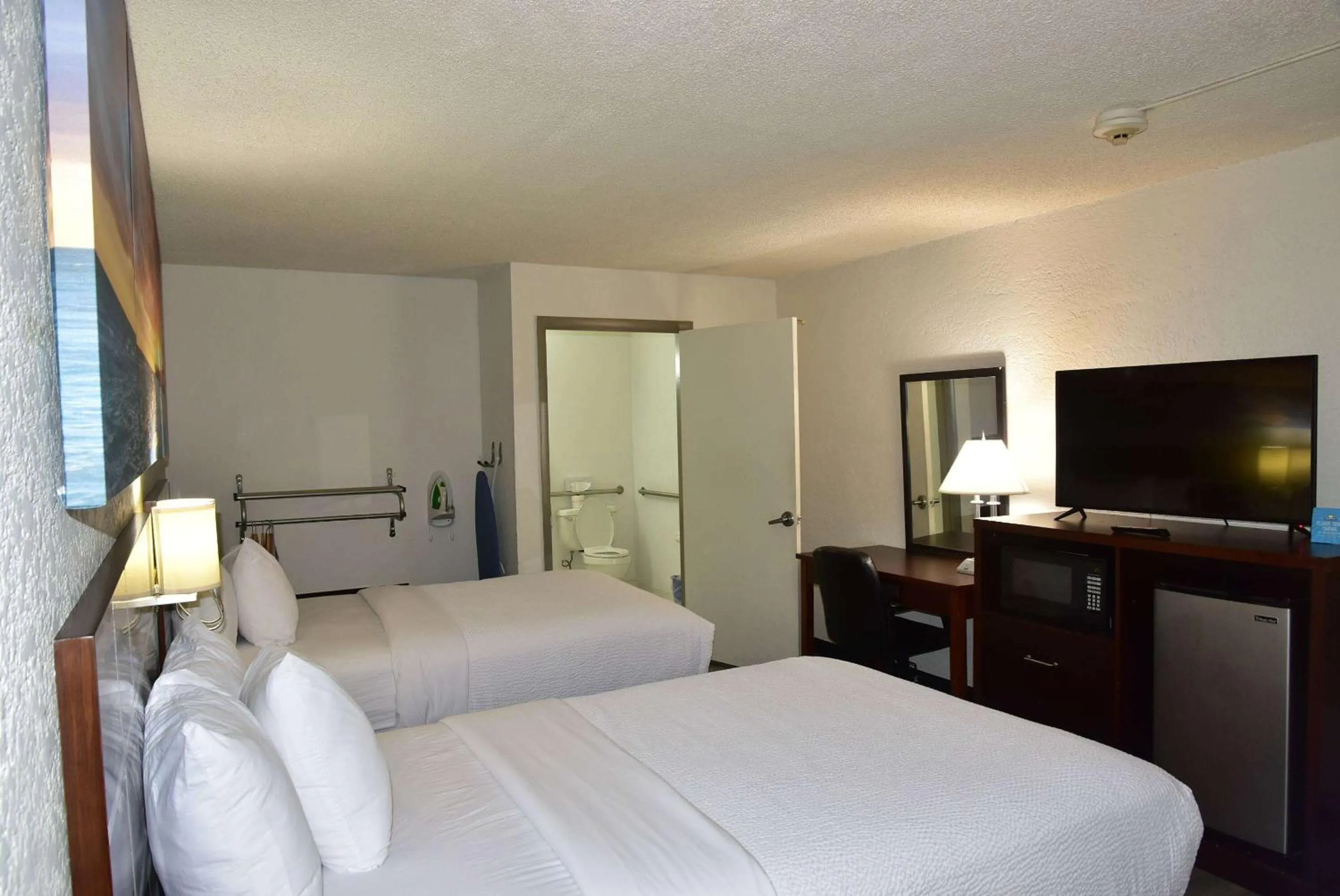 Standard Double Room with Pool View - Non-Smoking in Days Inn by Wyndham Stuart